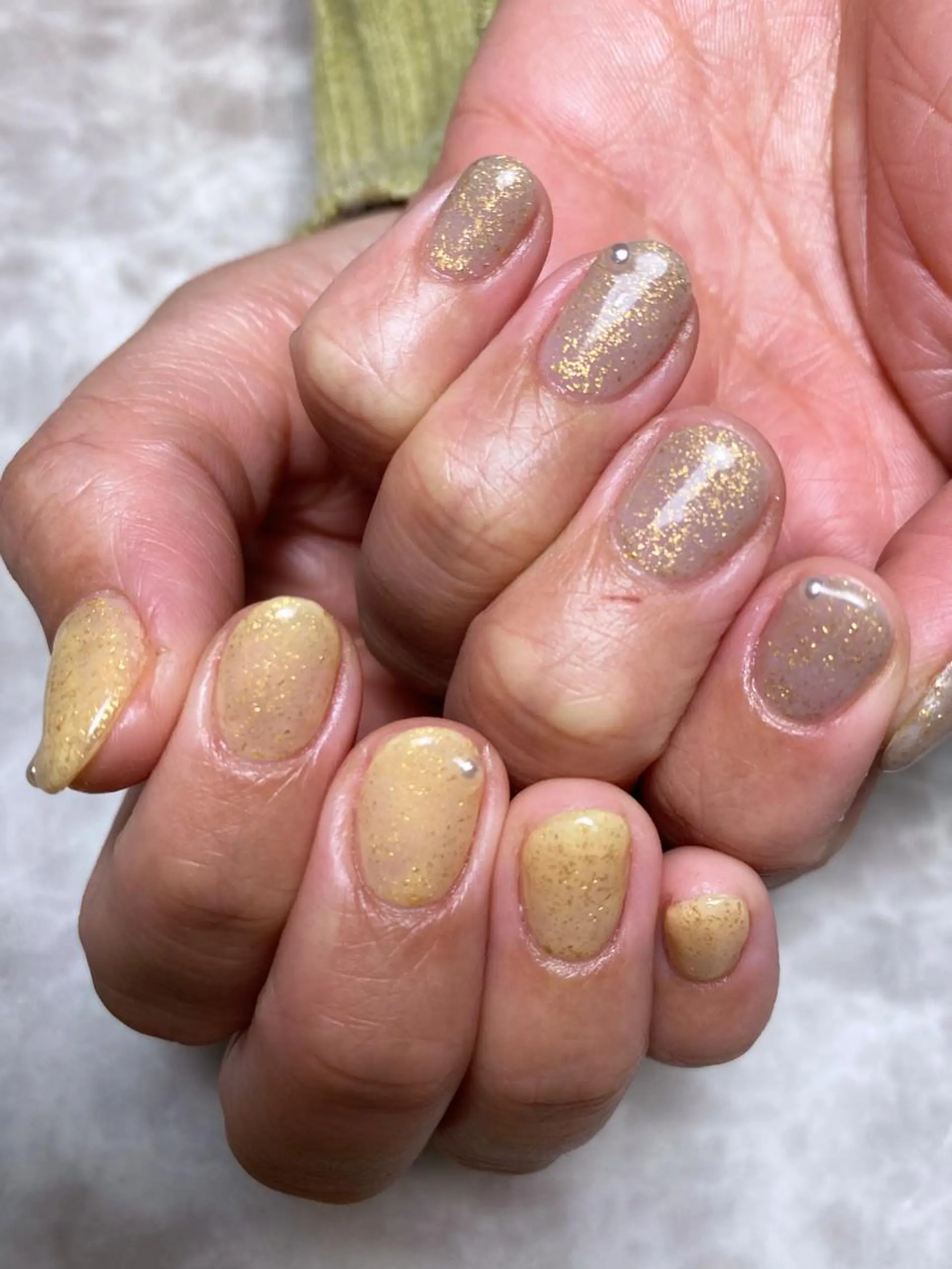 ネイル アイブロウ シンプルネイル ハンドネイル 🌿Charme🌿 MAIのネイルデザイン