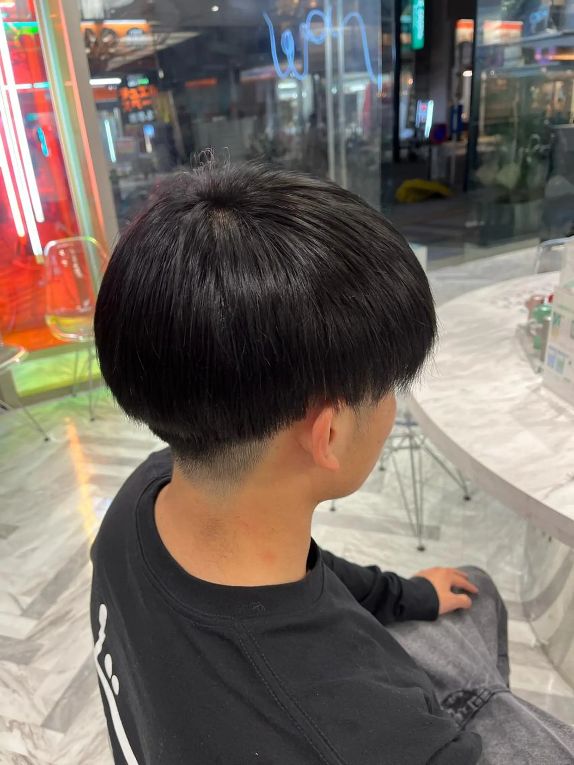 ショート カラー メンズ メンズ就活ヘア マッシュ 刈り上げ 黒髪 ブルーカラー カット ヘアカラー mai🤍縮毛酸性ス トレート/アイリストのヘアスタイル