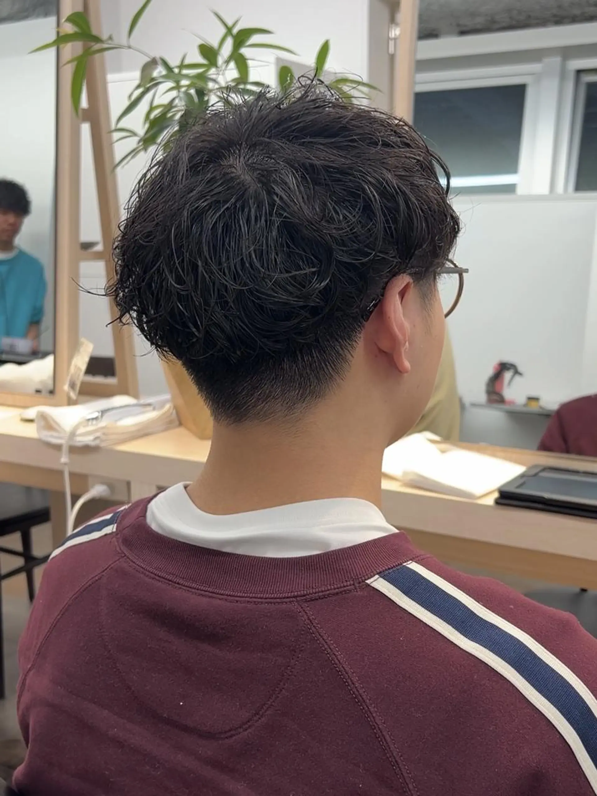 ショート メンズ パーマ センターパート フェザーパーマ マッシュ メンズパーマ メンズショート カット パーマ メンズパーマ/ メンズカット/タクヤのヘアスタイル