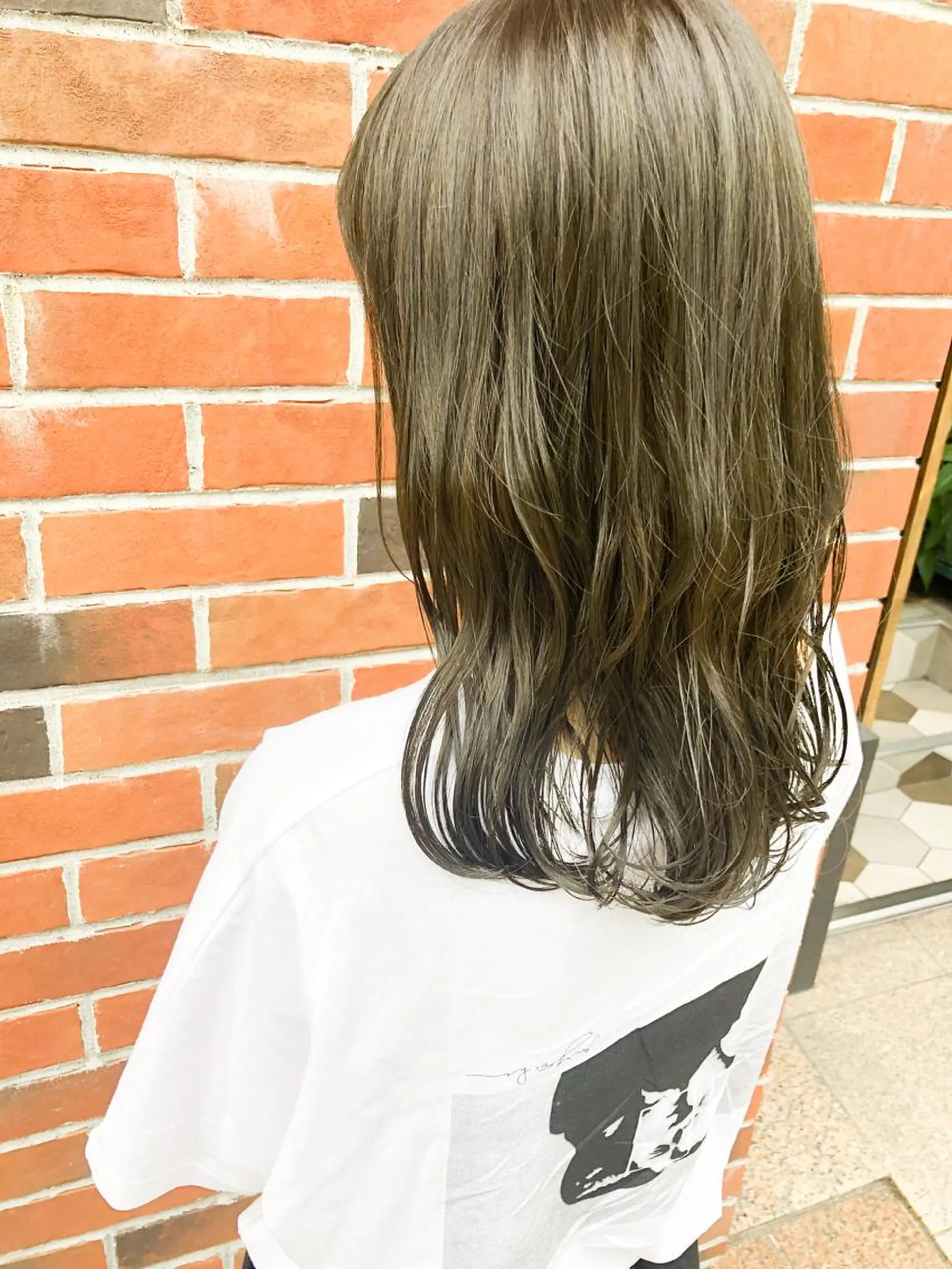 セミロング カット ヘアカラー トリートメント シンタニナオト /梅田茶屋町のヘアスタイル