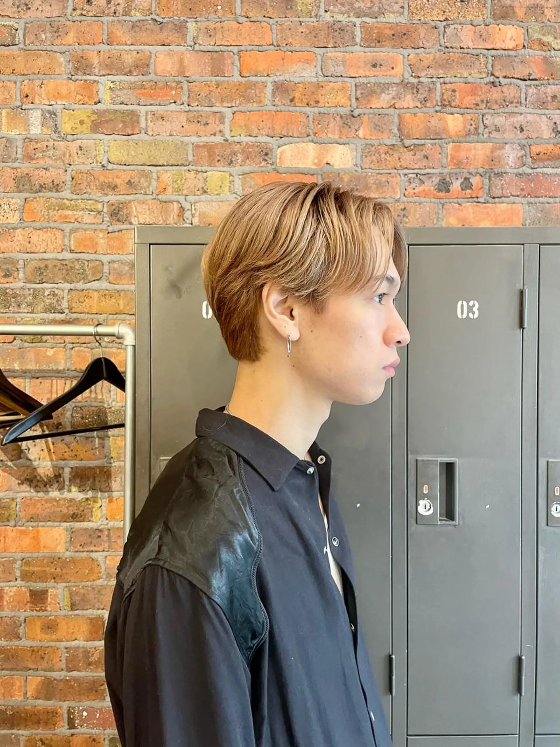 カラー メンズ メンズブリーチ メンズハイトーン ブリーチ ハイトーンカラー ヘアカラー トリートメント the BRIDGE 大橋伊織のヘアスタイル