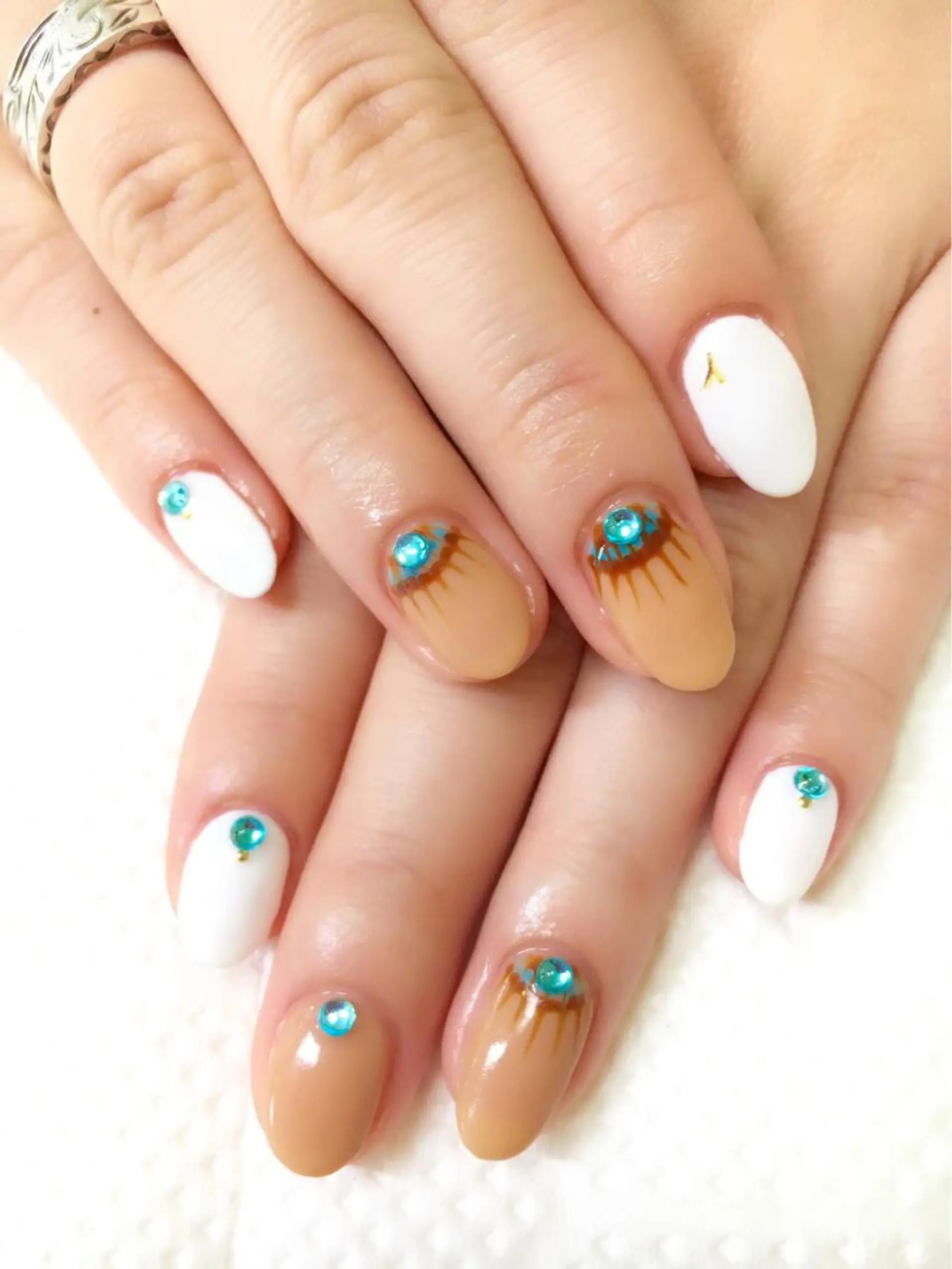ネイル clover nailのネイルデザイン