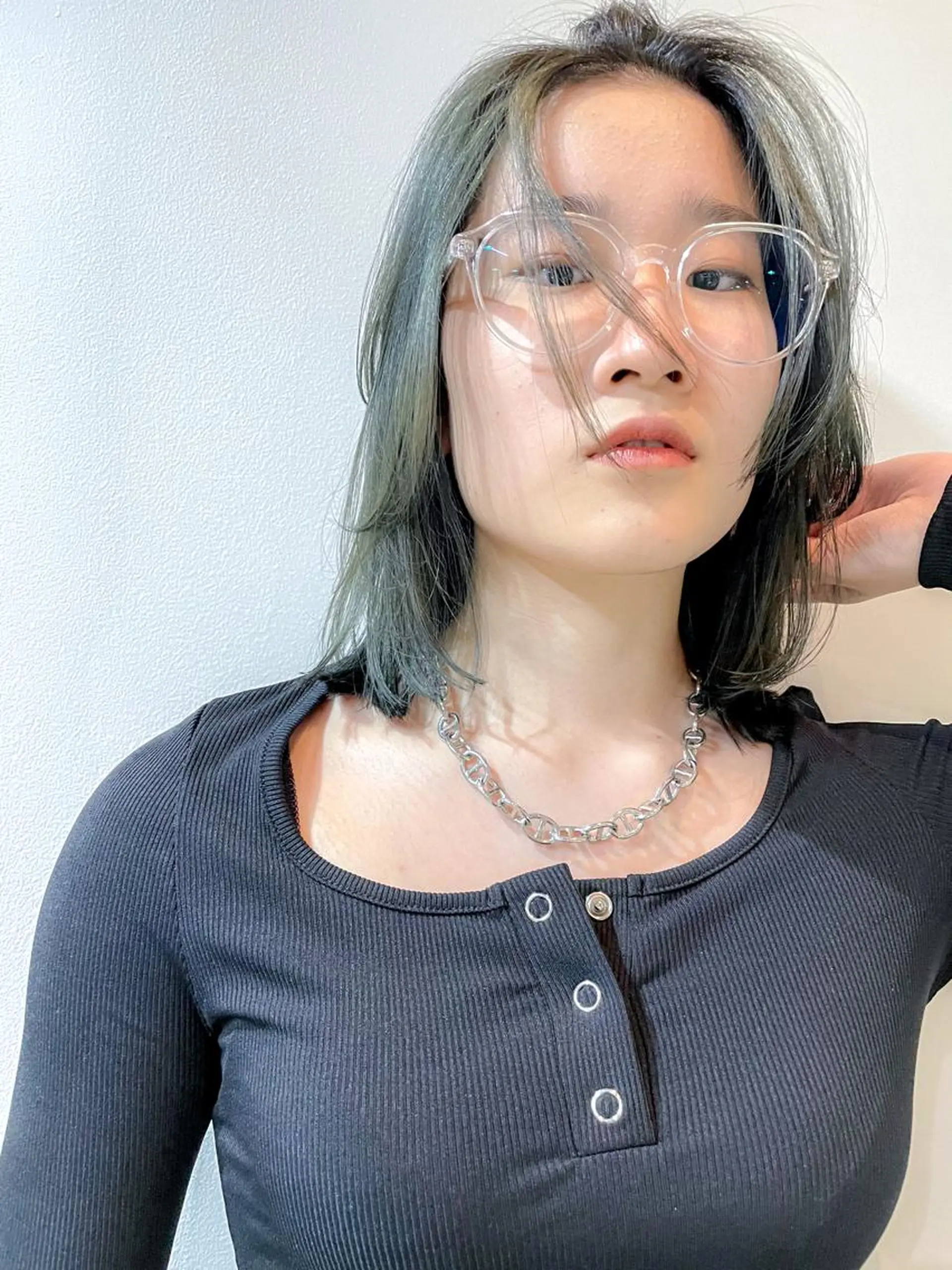 ミディアム Yusuke ユウスケのヘアスタイル