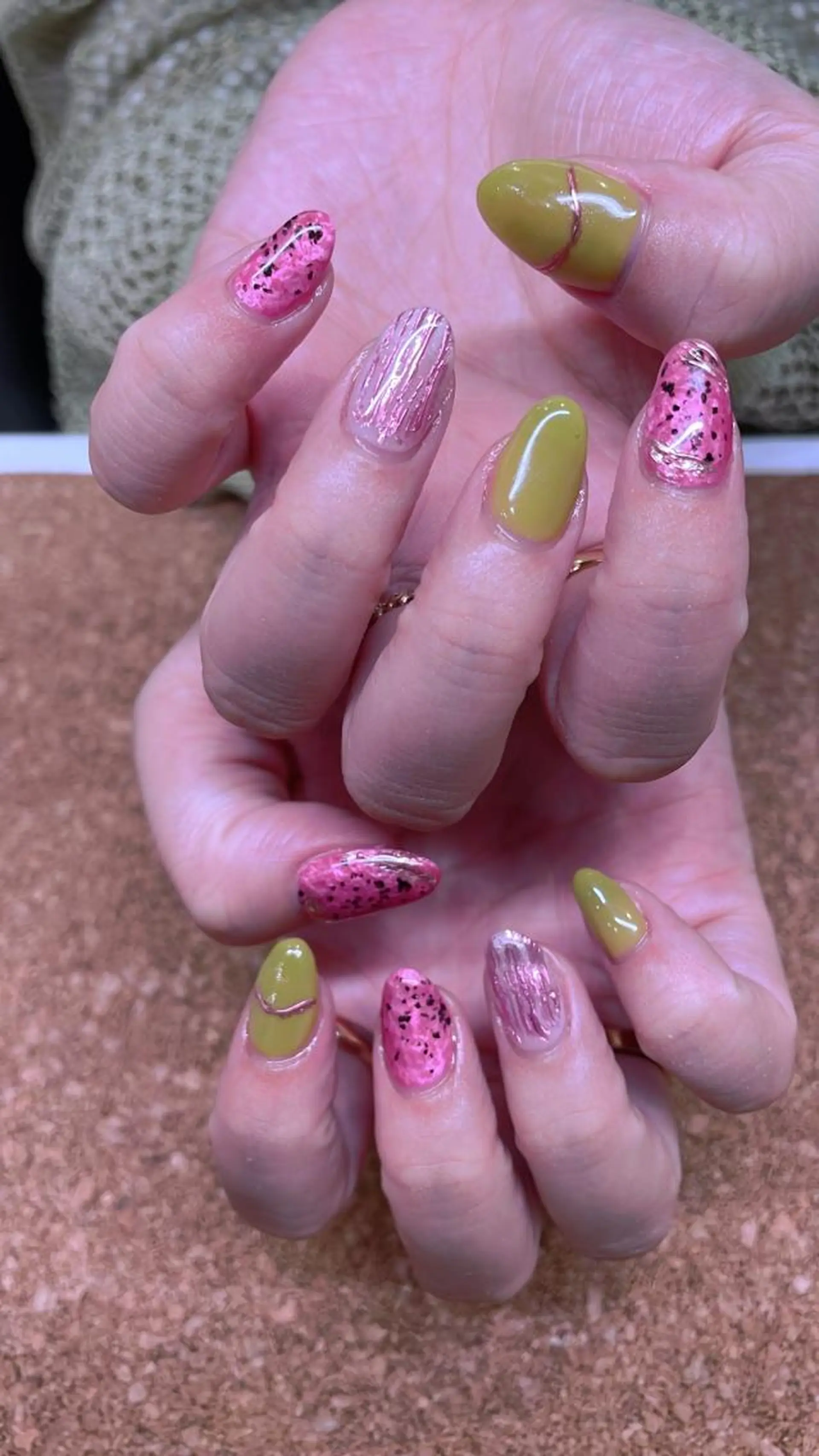 ネイル Guarendo(ガレンドゥ)錦糸町店所属・Gurando 錦糸町店のネイルデザイン