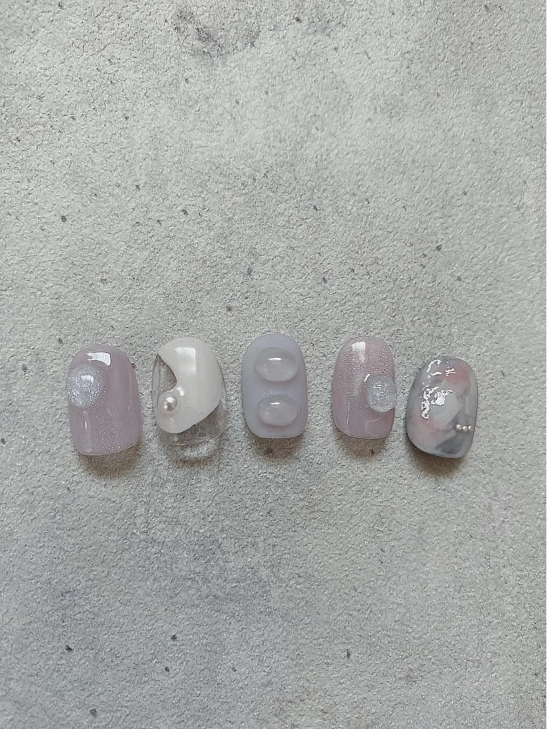 ネイル ブルー マグネットネイル ピンク ぷっくりネイル ハンドネイル ハンドケア bloom_ nailのネイルデザイン