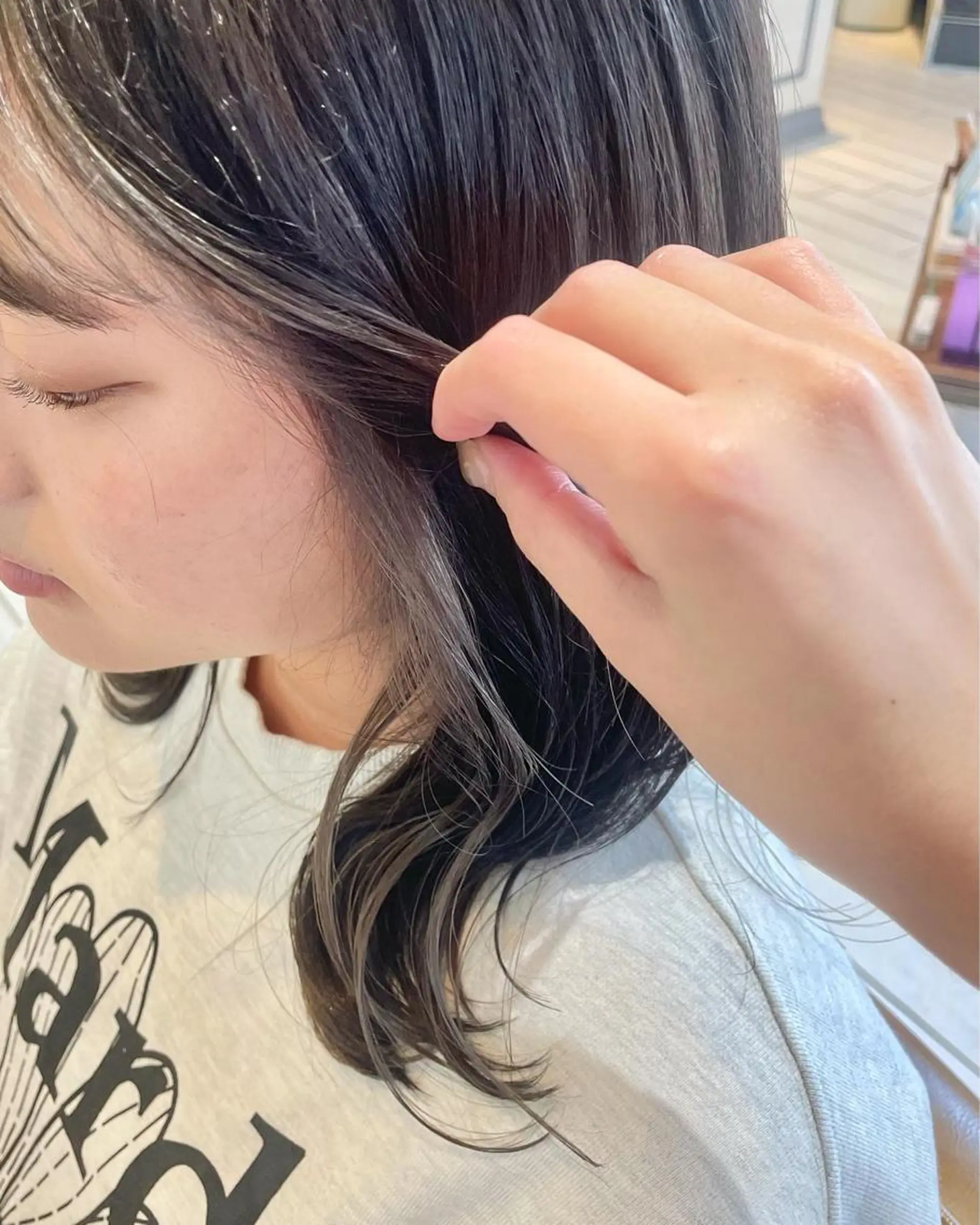 カラー グレージュ 佐久間 成恵のヘアスタイル