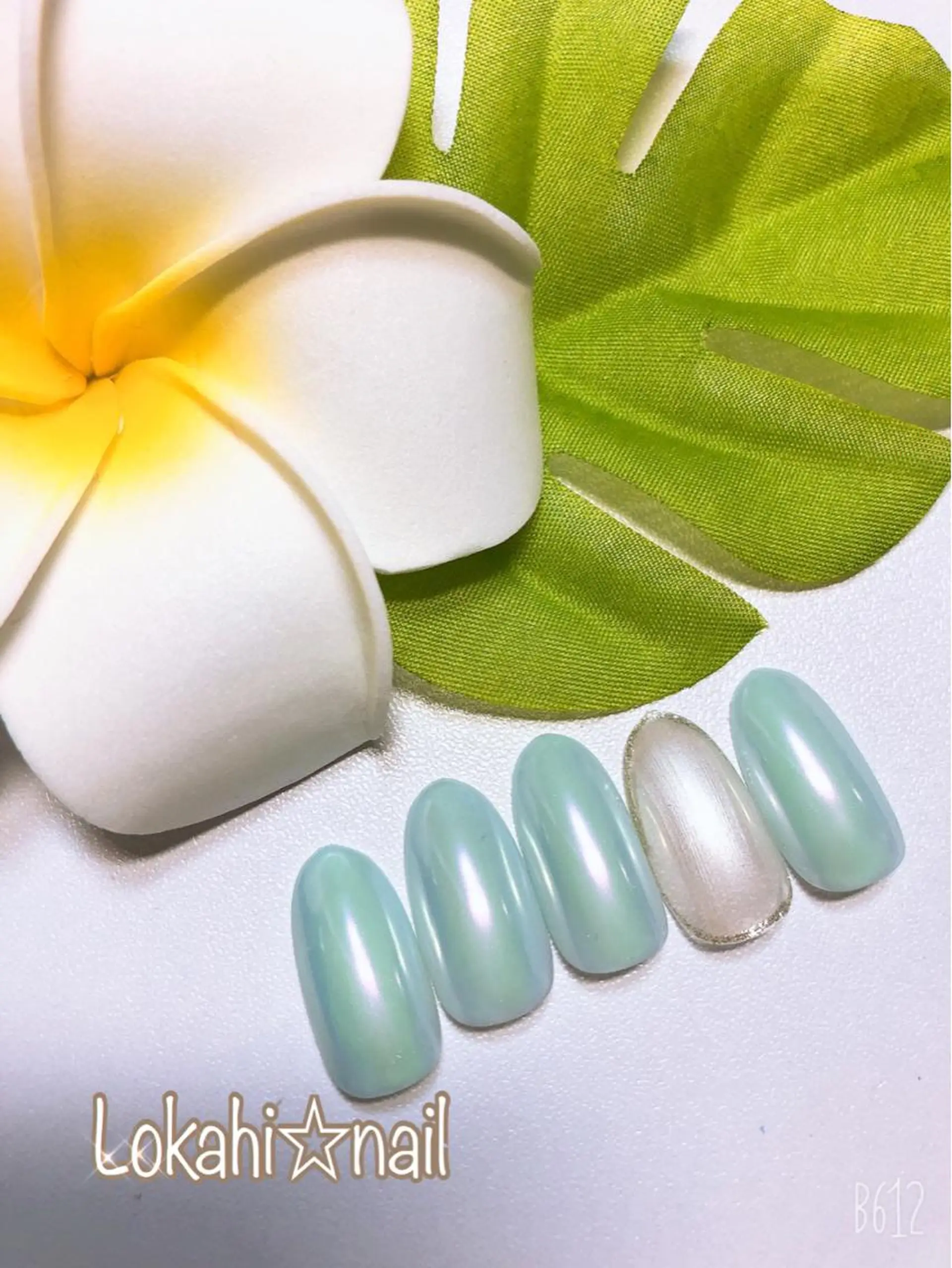 ネイル オーロラネイル Bella  totalbeauty所属・Bella 齋藤理奈のネイルデザイン