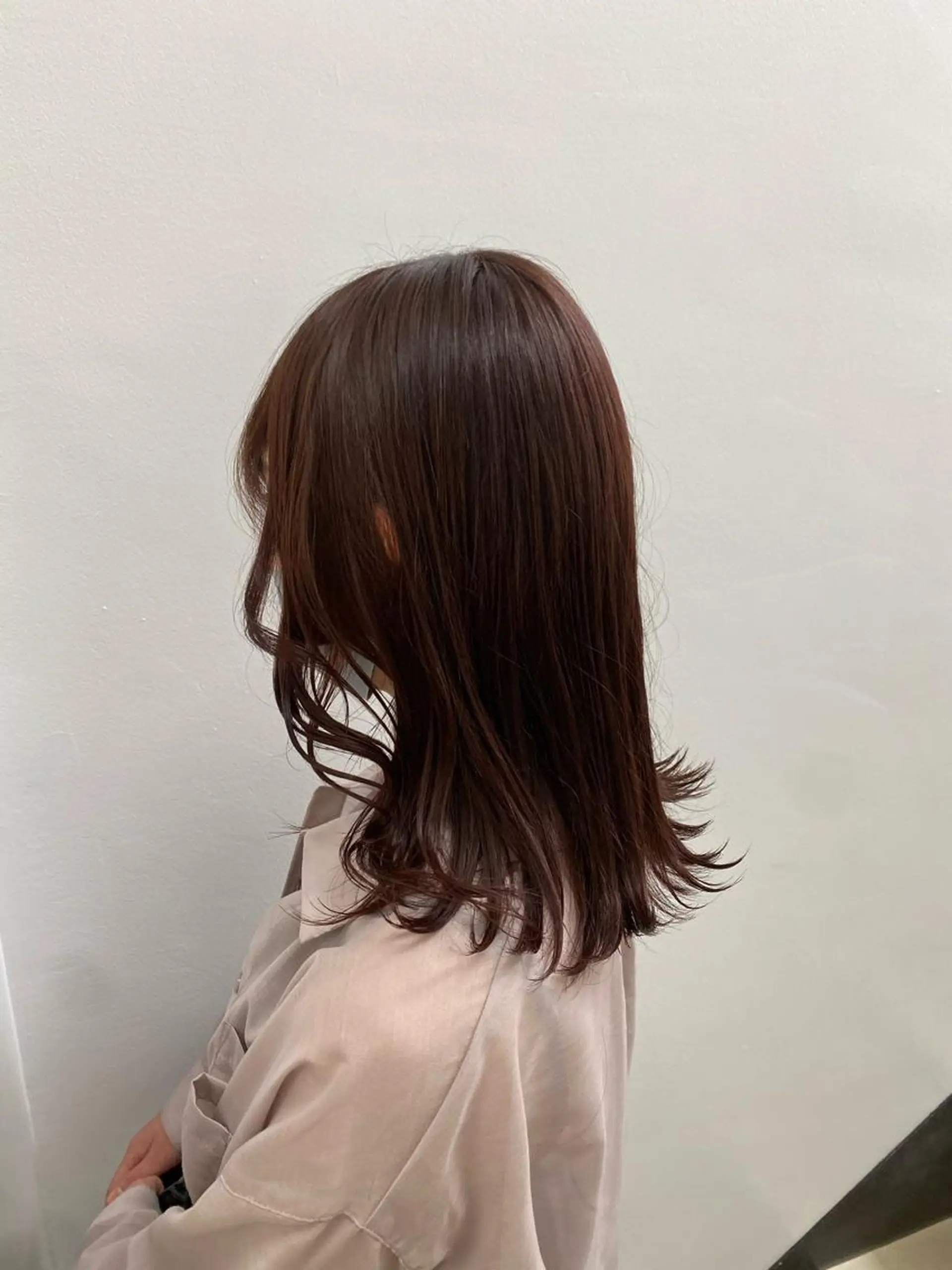 セミロング カラー パーマ ヘアアレンジ ネイル マツエク・マツパ 韓国風ベージュ🤎 赤みなし🌿横浜🤎のヘアスタイル