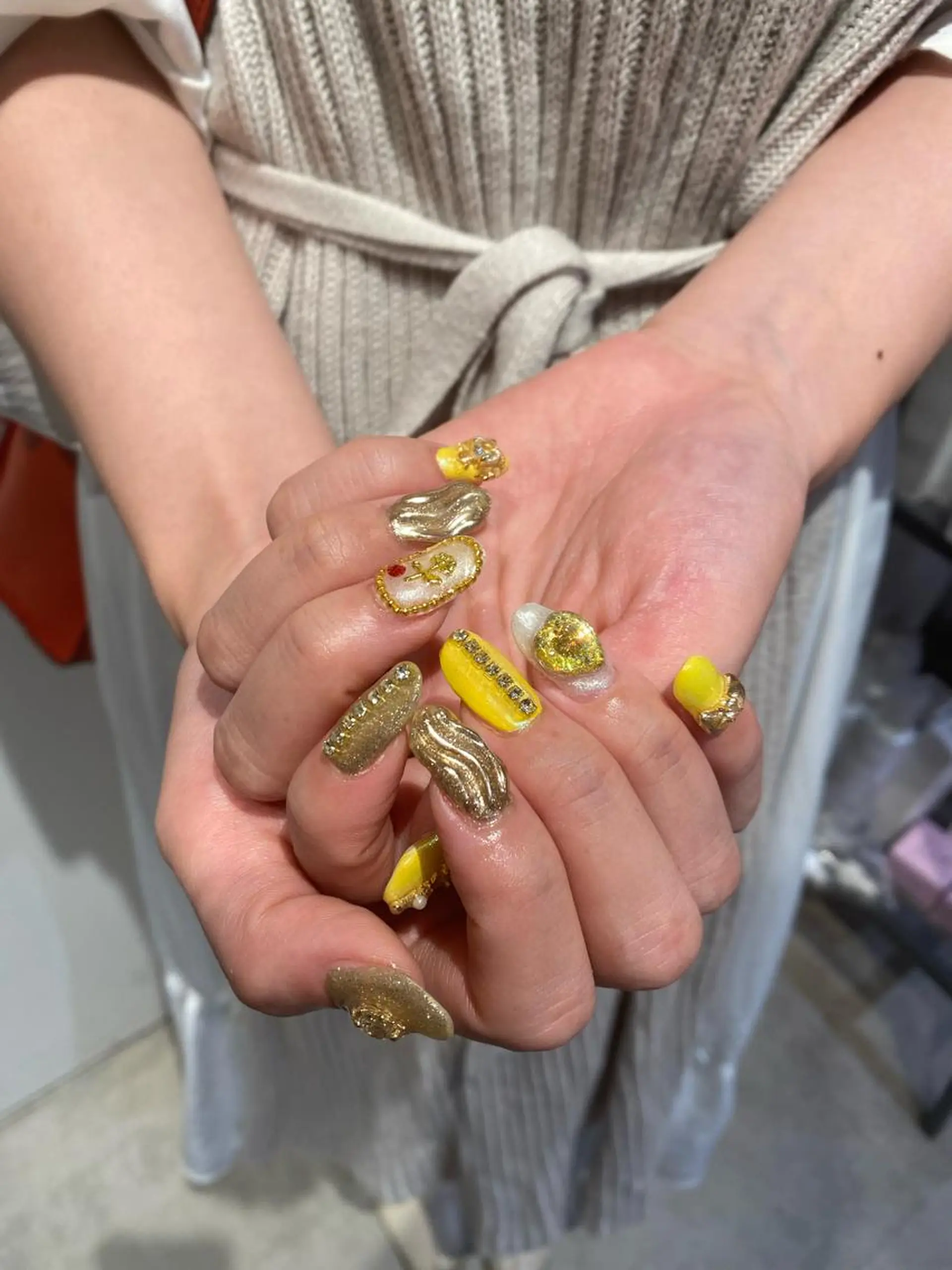 ネイル Marin🔖 /学生人気No. 1のヘアスタイル