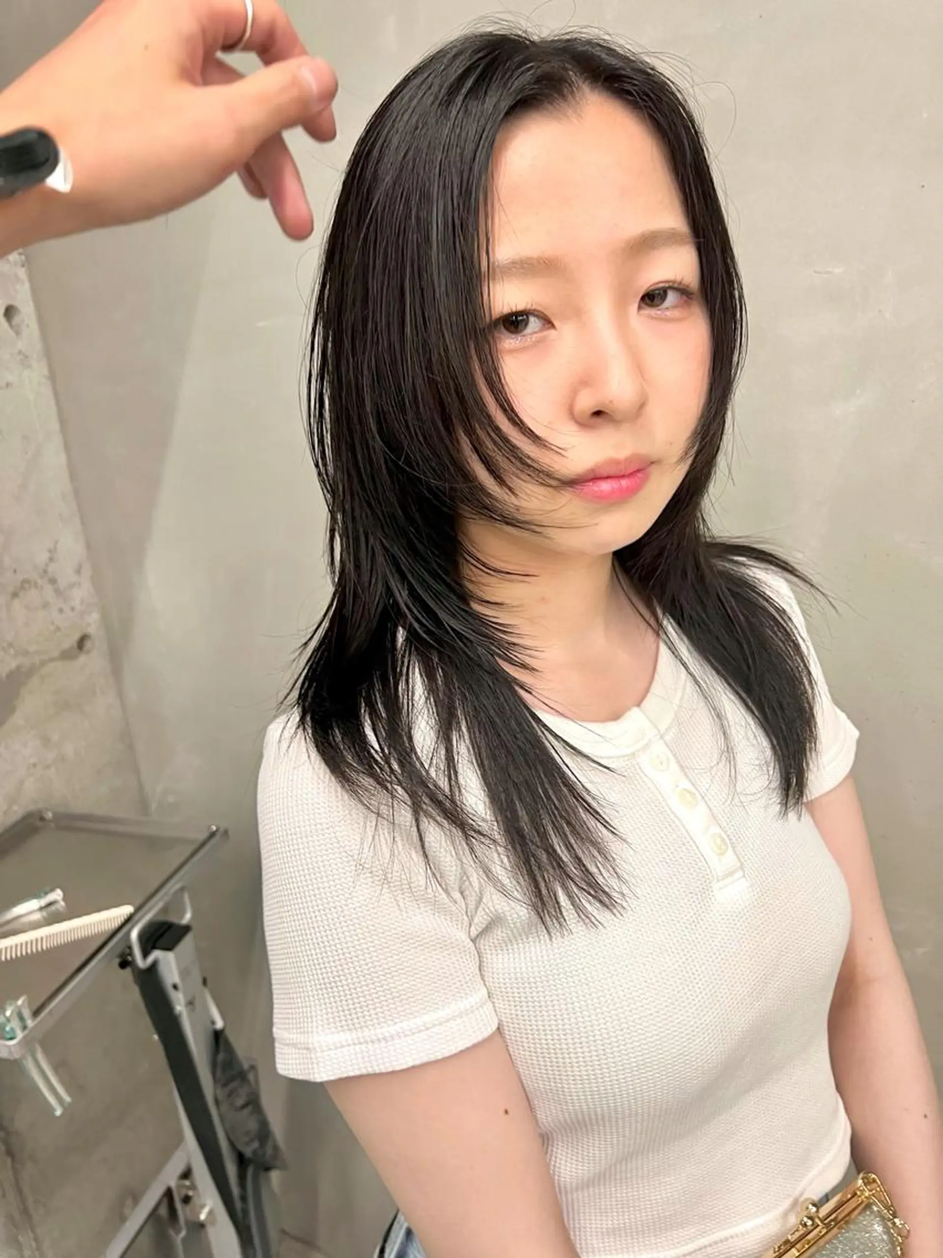 ミディアム レイヤーカット カット sakoda shunkiのヘアスタイル