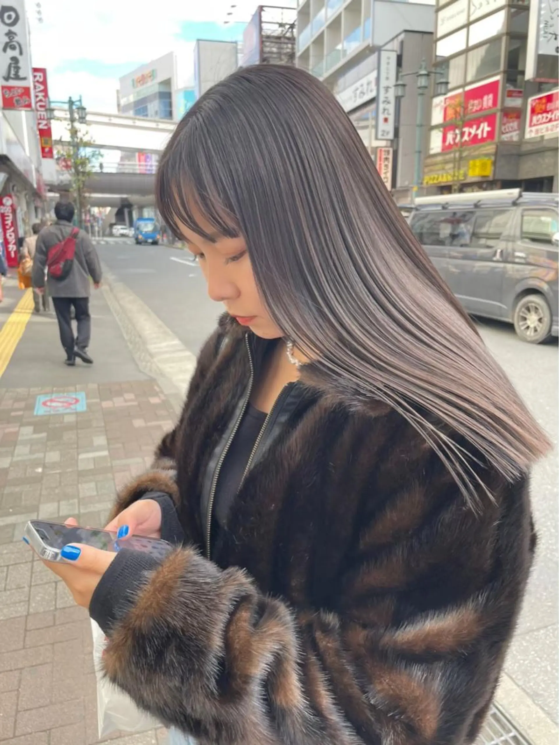 セミロング カラー メンズ メンズブリーチ メンズハイライト メンズハイトーン メンズインナーカラー メンズ韓国風 designcolo r/似合わせNOKAのヘアスタイル