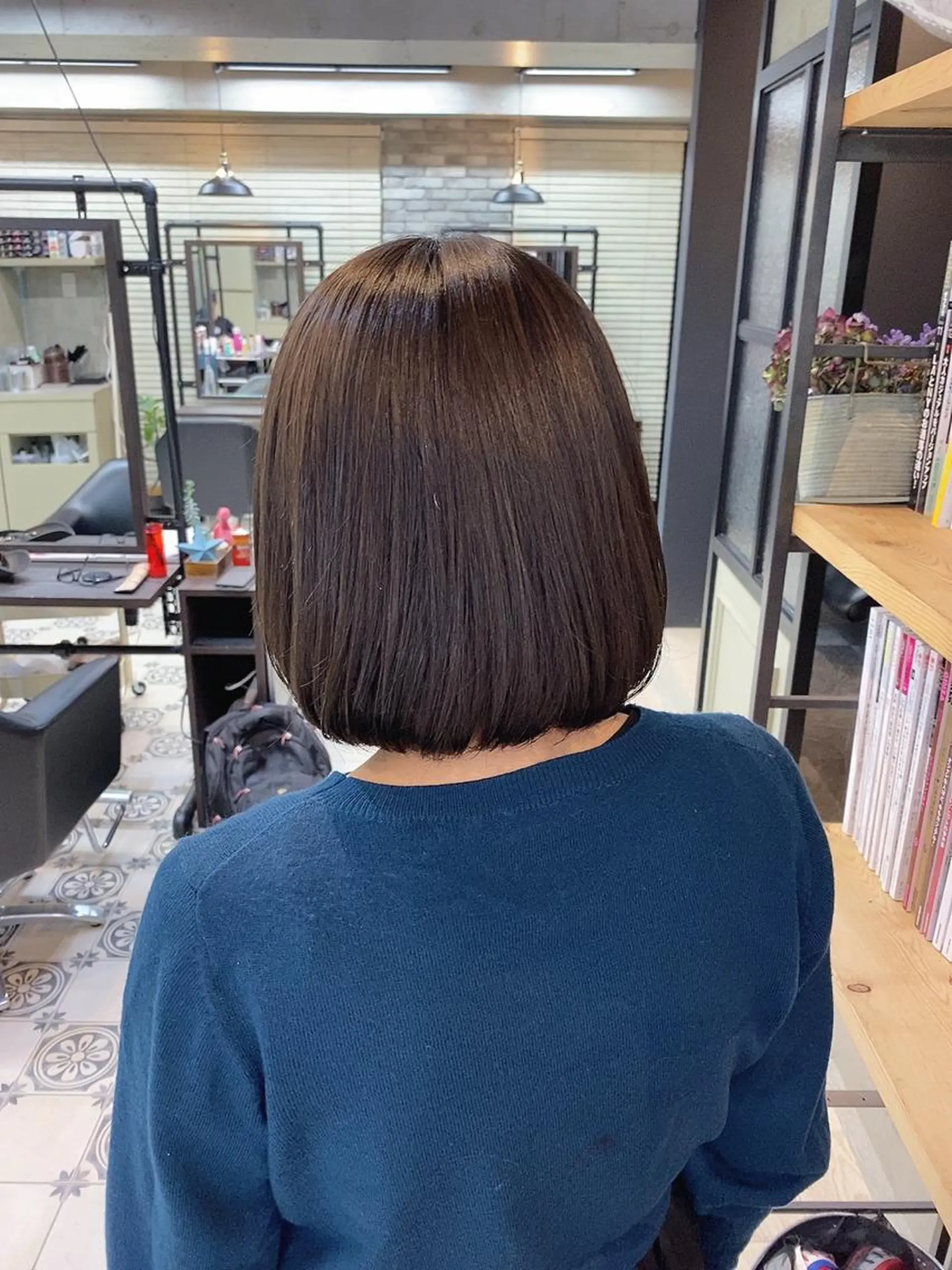 ショート カラー ボブ 外ハネヘア 韓国ヘア☁️ mitsukiのヘアスタイル