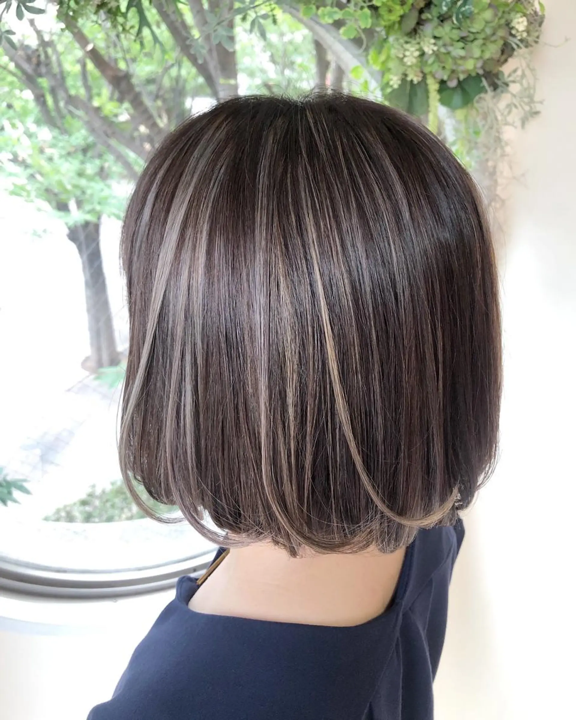 ショート カラー 上霜 菜月のヘアスタイル