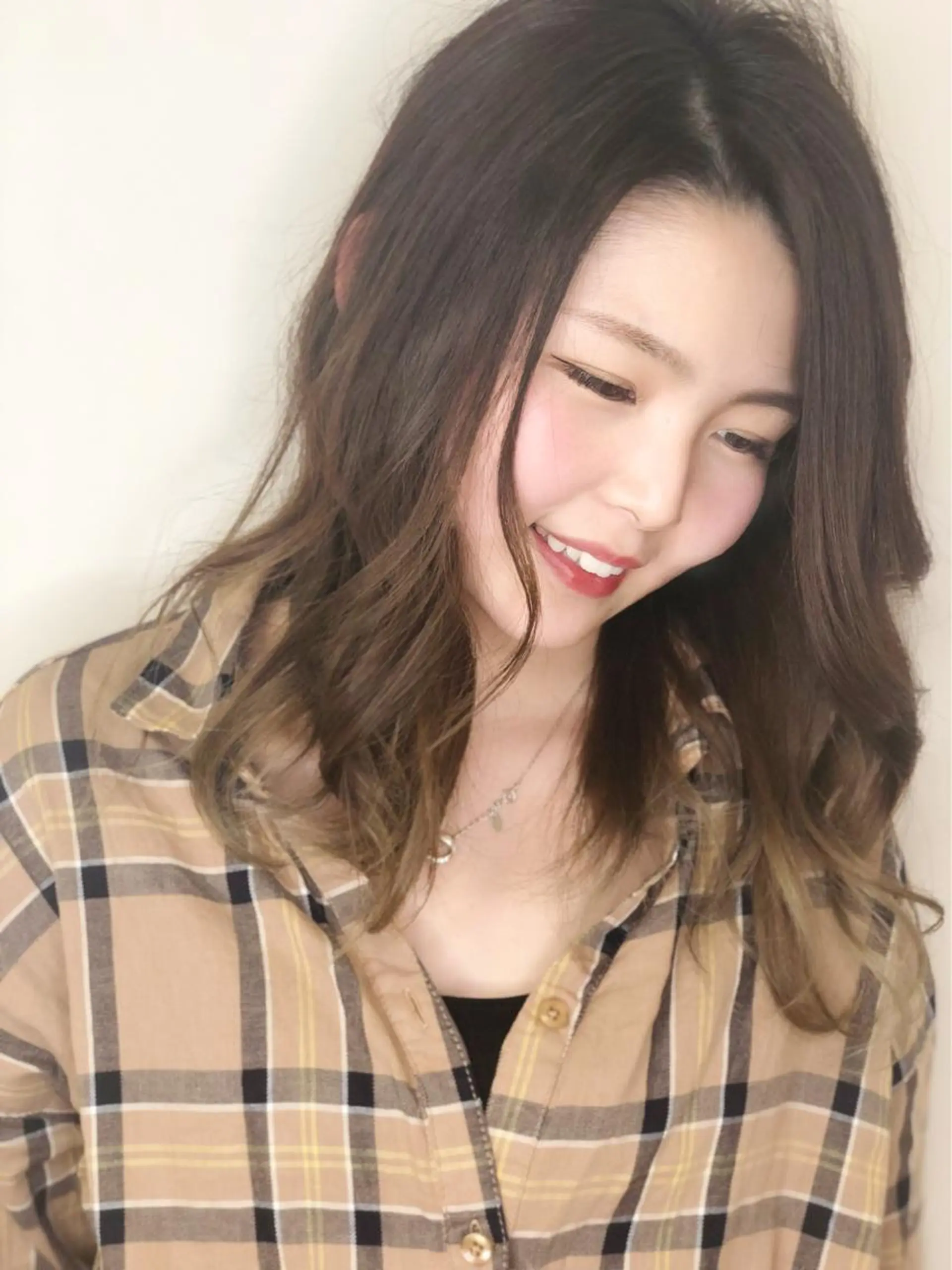 セミロング ヘアカラー トリートメント 松佐 ゆかりのヘアスタイル