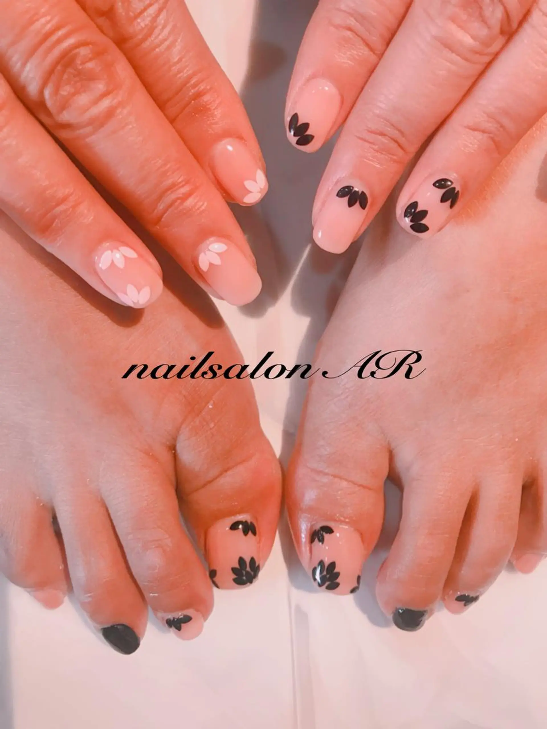 ネイル フットネイル ネイルサロンAR 聖蹟桜ヶ丘店のネイルデザイン