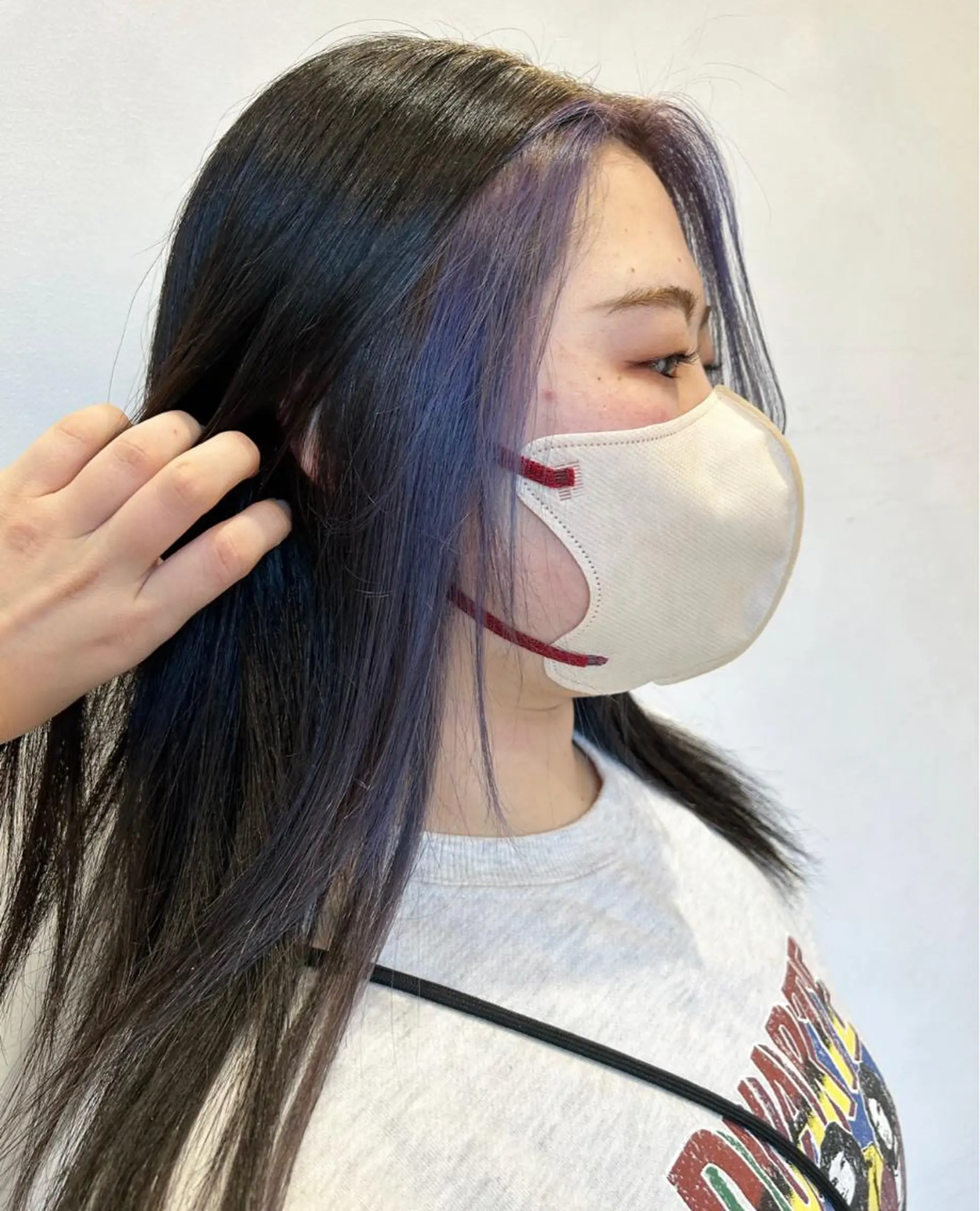 ロング ヘアカラー ゆうき あすかのヘアスタイル