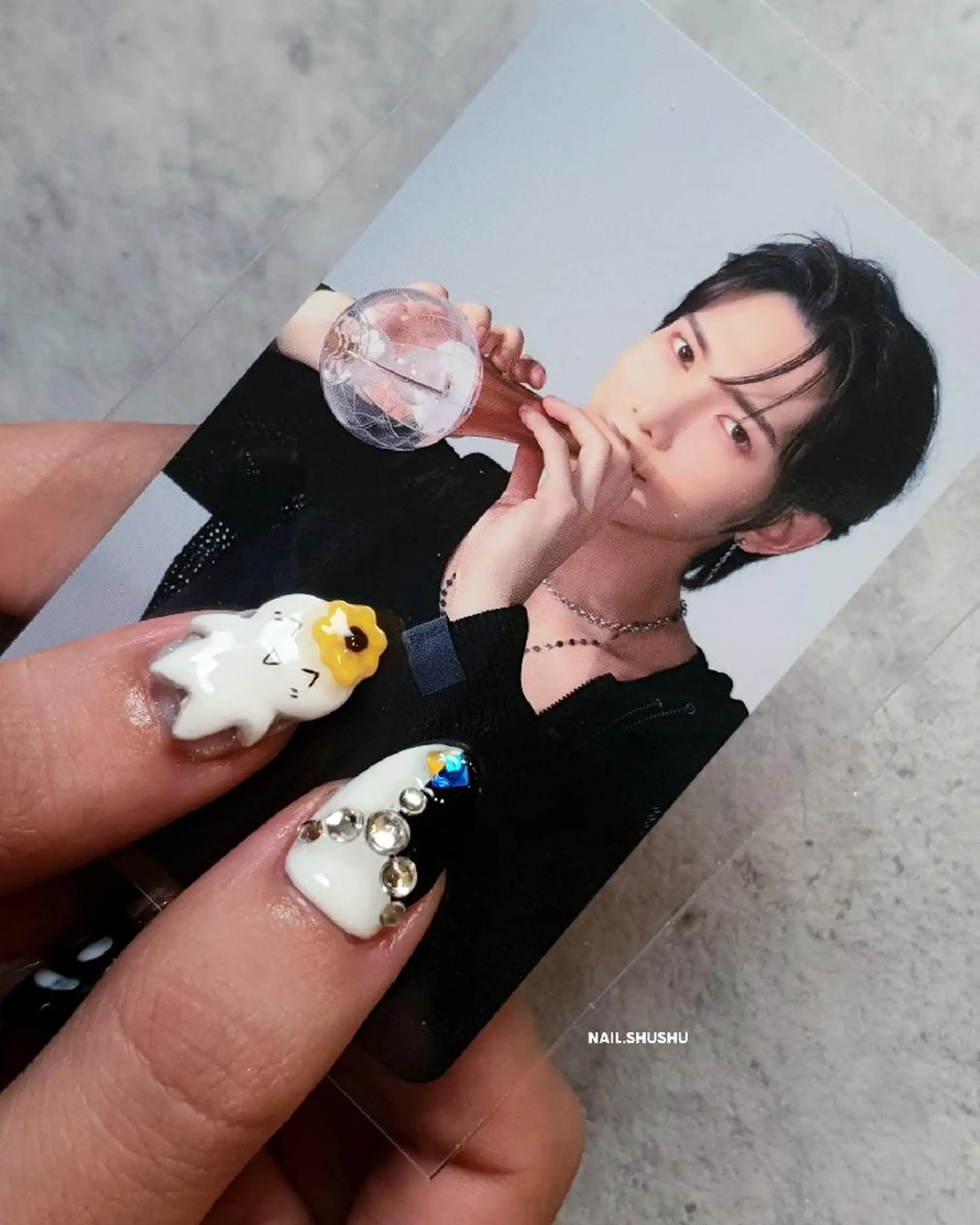 ネイル 持ち込み ニュアンスネイル シンプルネイル 冬ネイル 3dパーツ/流行り 👧shushu❤️のネイルデザイン