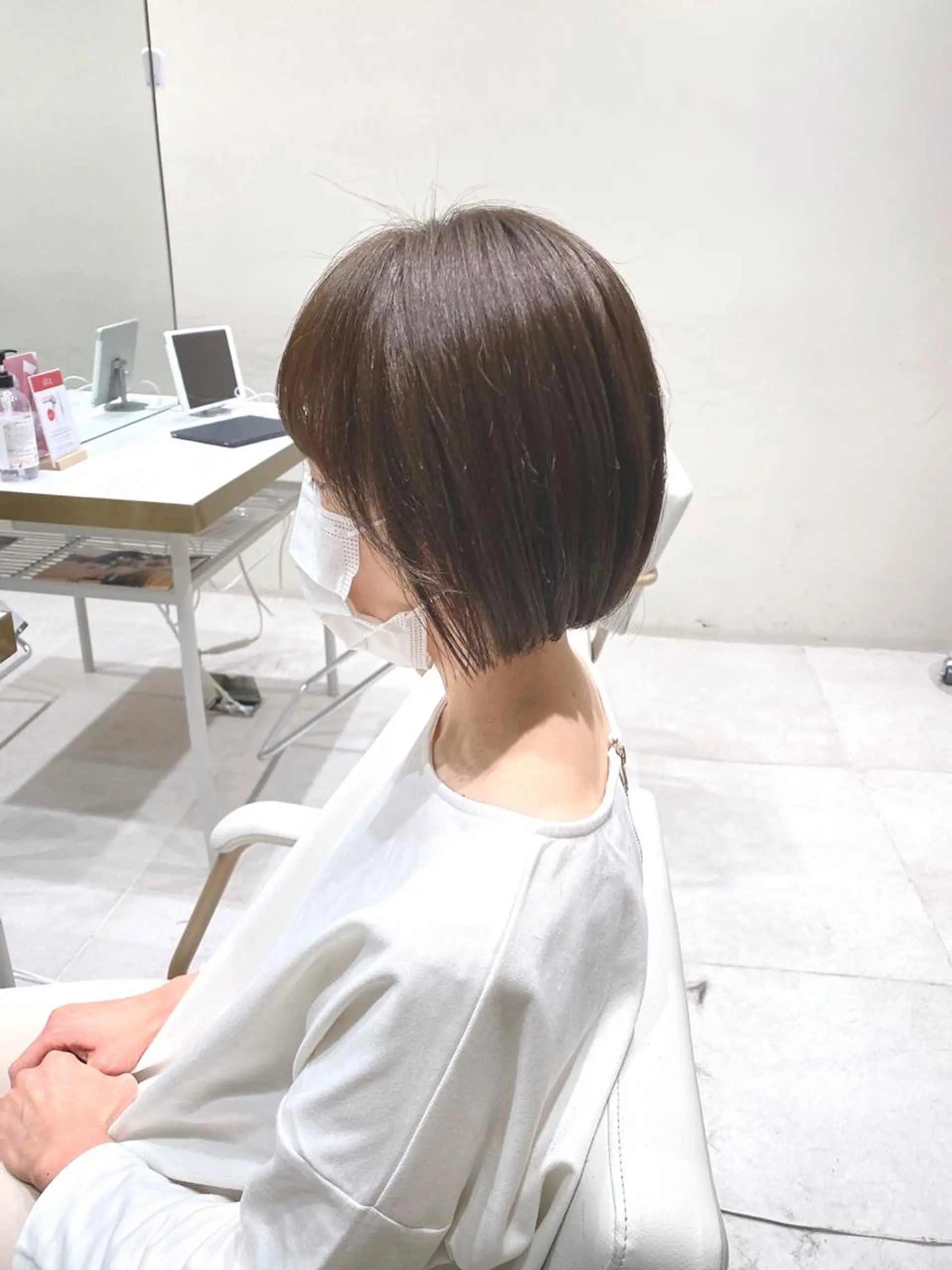 ミディアム 韓国くびれレイヤー 🇰🇷はづきのヘアスタイル