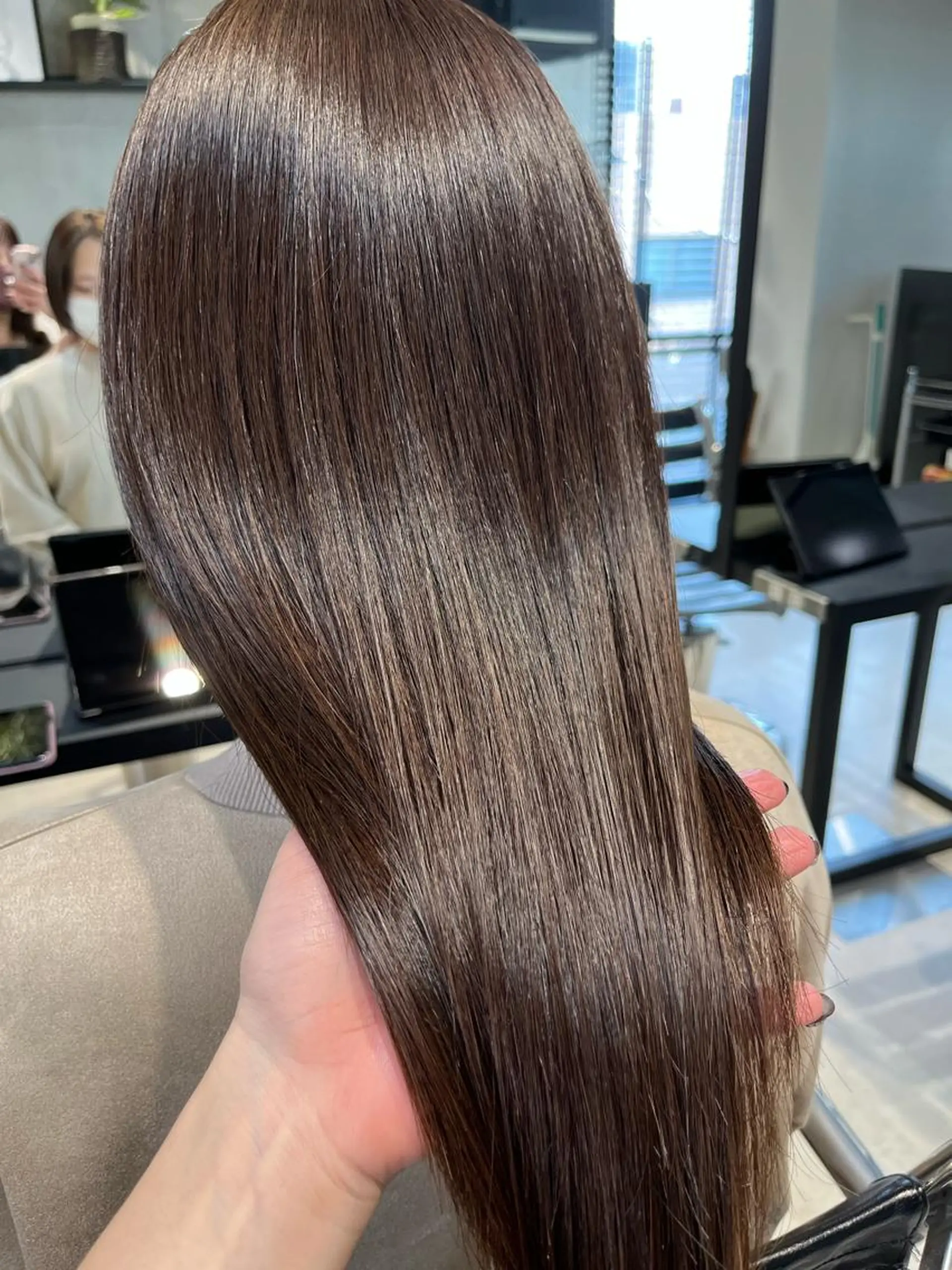 ミディアム カラー パーマ カット ヘアカラー トリートメント 透明感/オリーブ/ グレージュ/YUKAのヘアスタイル