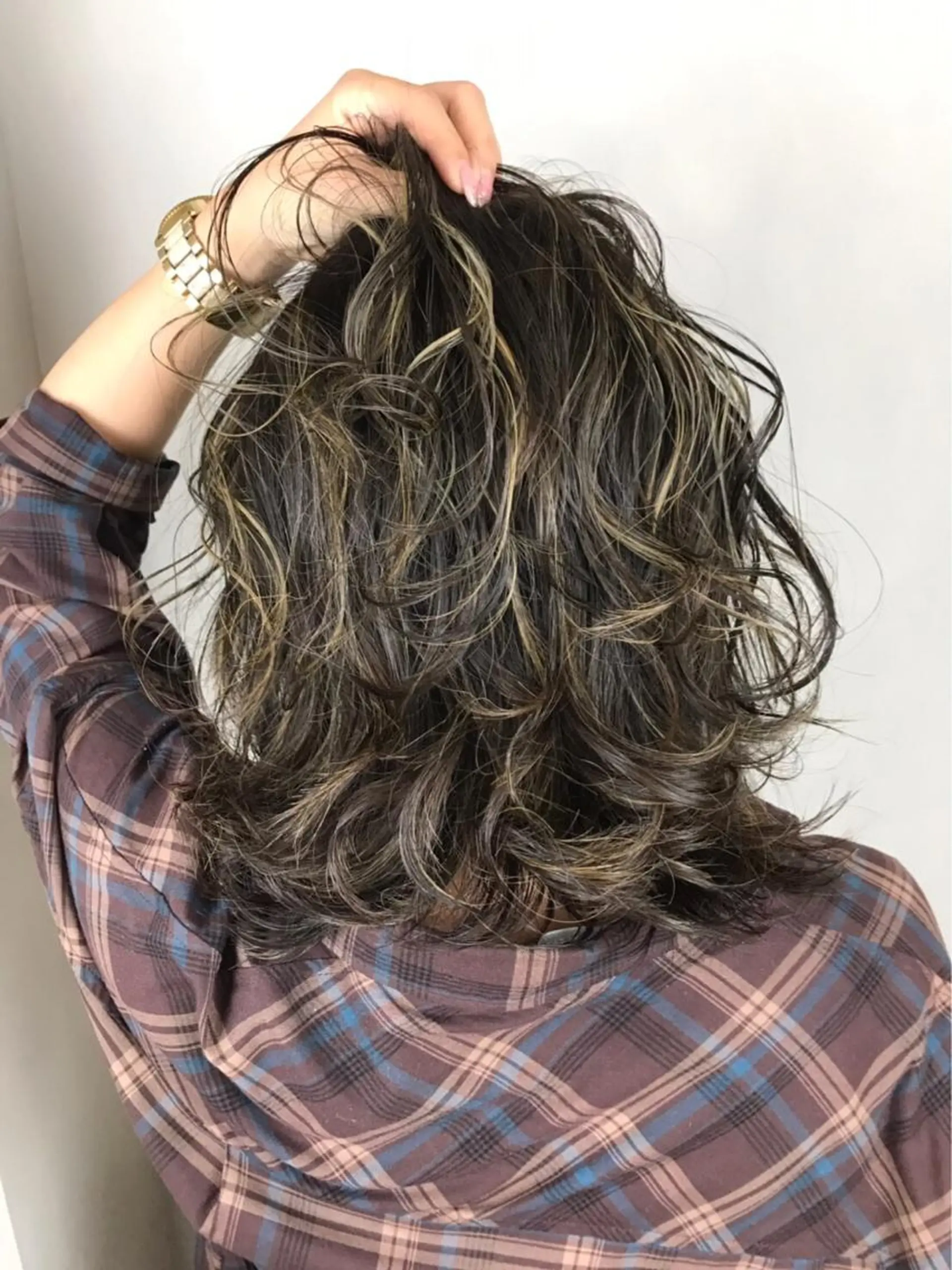 ミディアム カラー ヘアアレンジ ヘアカラー L’atelier BROCANTE （ラトリエ　ブロカント）所属・BROCANTE立川 karasawa.nのヘアスタイル