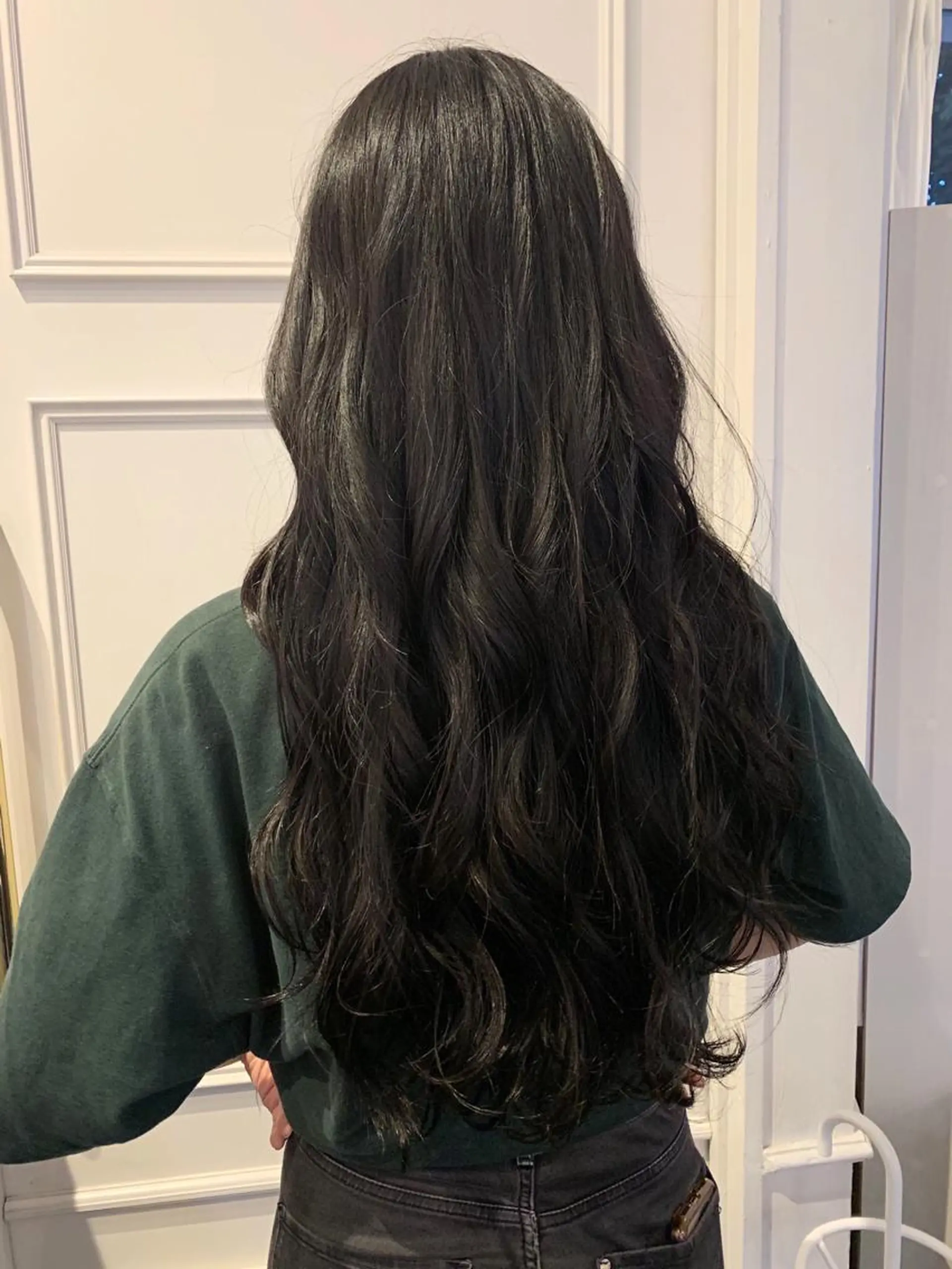 ロング カラー 安藤 佑衣のヘアスタイル