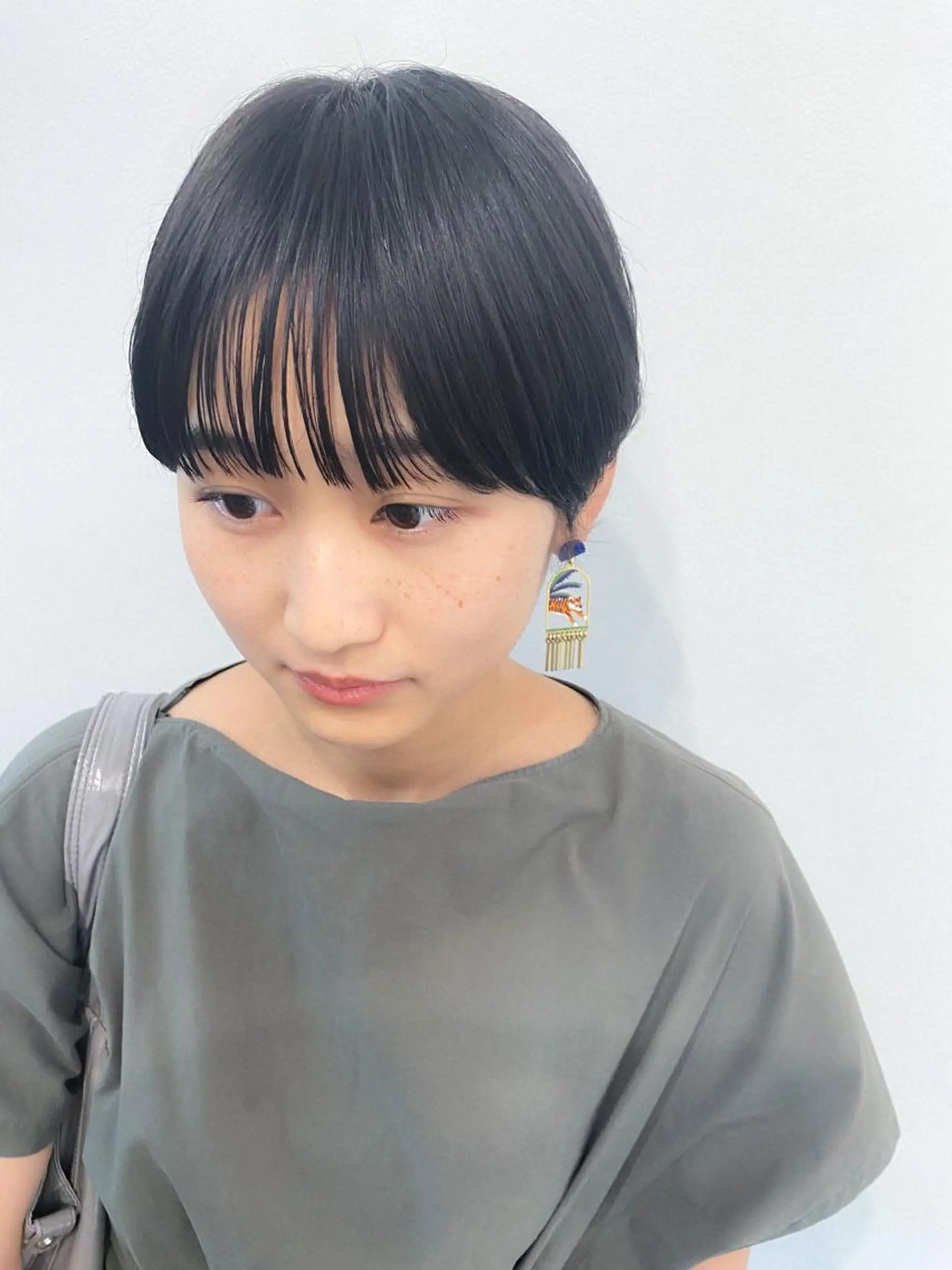 ショート カラー THE DAY所属・AKI HASHIMOTOのヘアスタイル