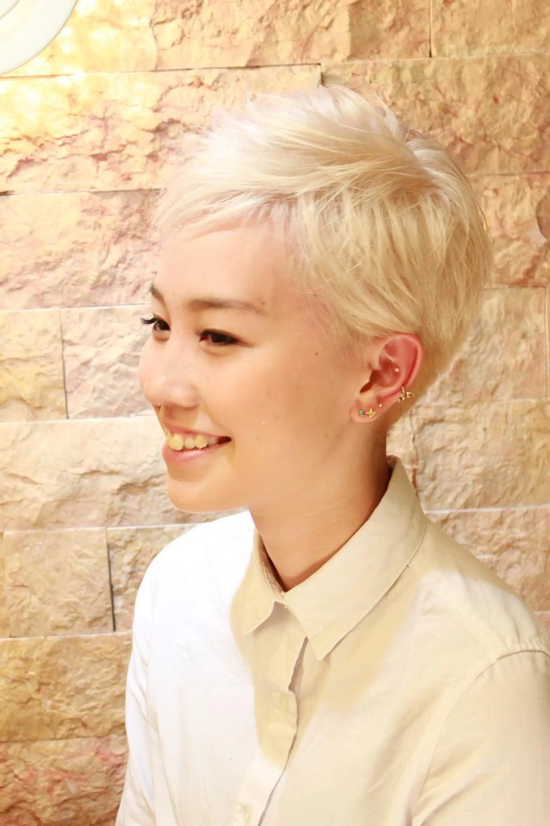 ショート カット ヘアカラー トリートメント 河内 崇純のヘアスタイル