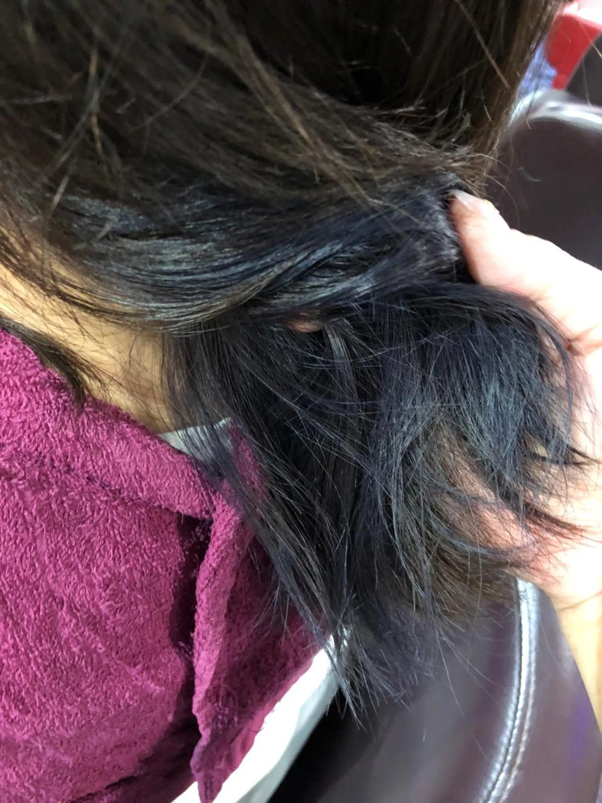 ミディアム カラー インナーカラー ネイビーカラー ヘアセット vi viのヘアスタイル