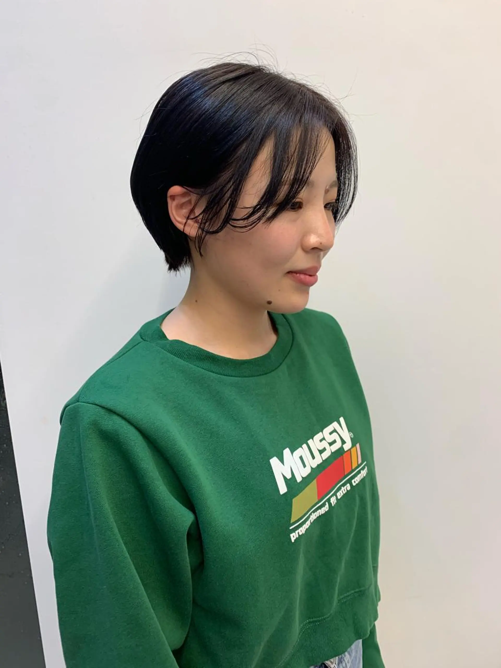 ショート 青柳 有咲のヘアスタイル