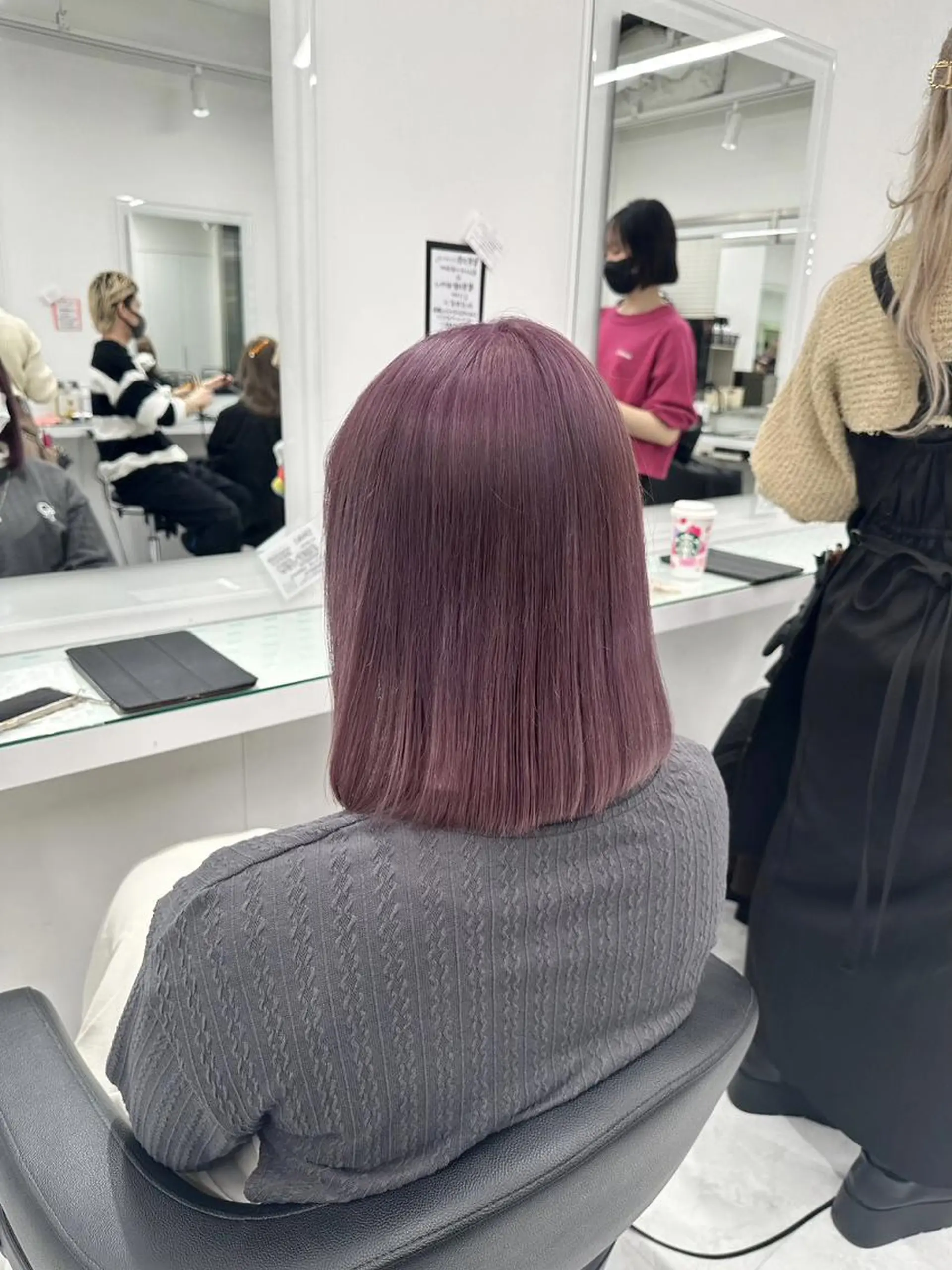 カラー 艶髪/韓国レイヤー 🤍Houtoのヘアスタイル