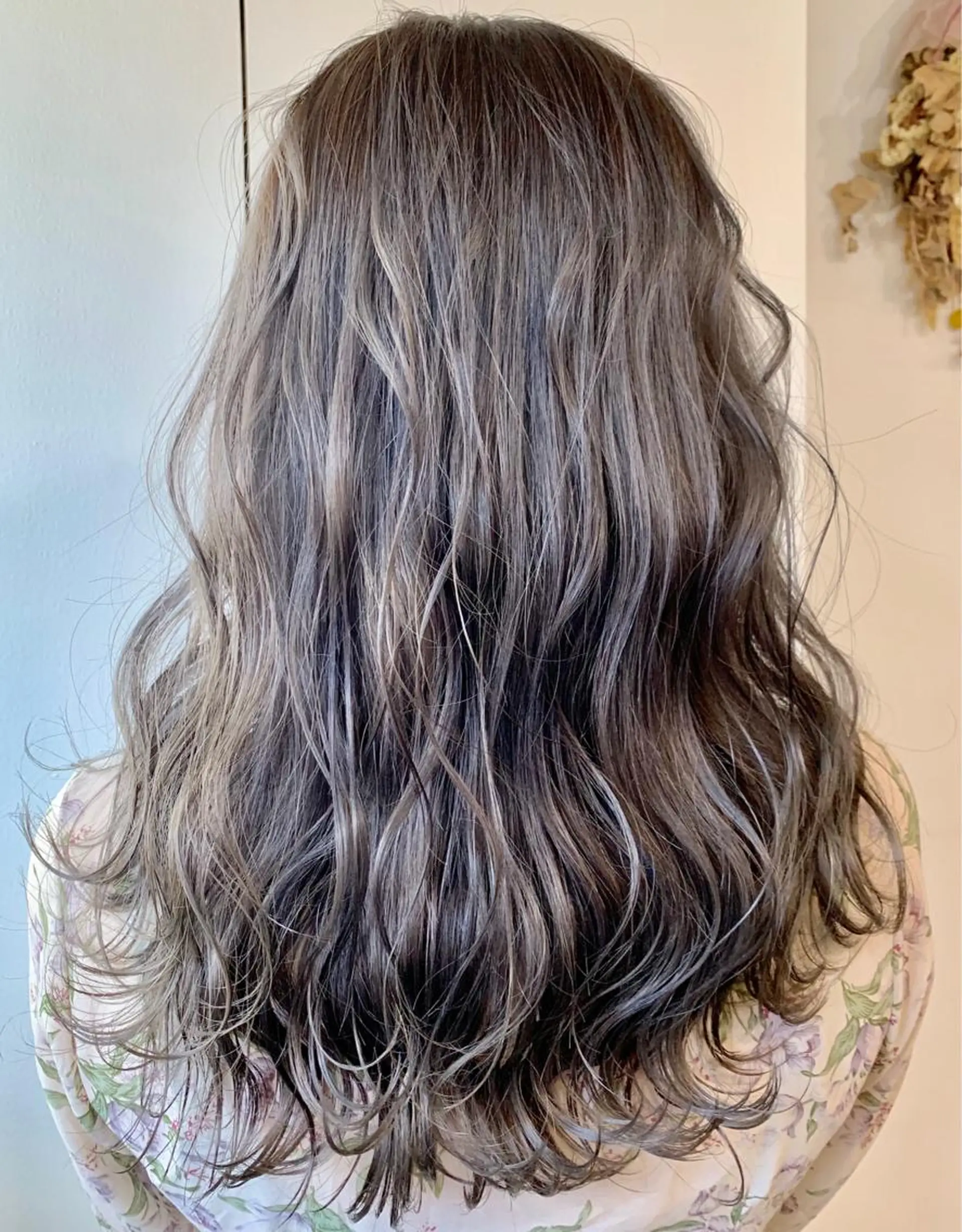 セミロング カット ヘアカラー トリートメント mood tatemachiのヘアスタイル