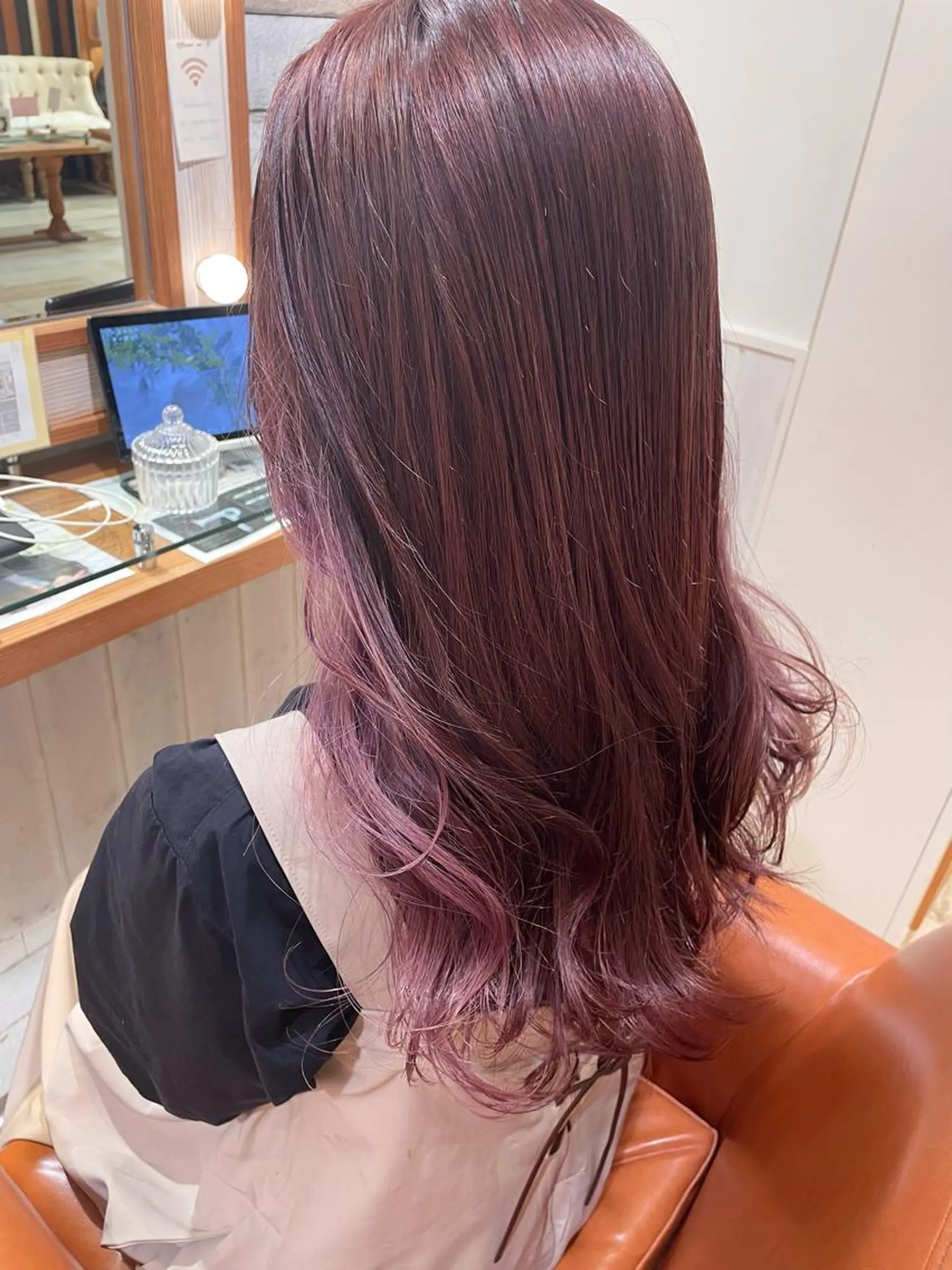 ロング カラー ベージュカラー イヤリングカラー ピンクカラー ピンクベージュ シアーピンク 清水　ちひろ ✄トップスタイリストのヘアスタイル