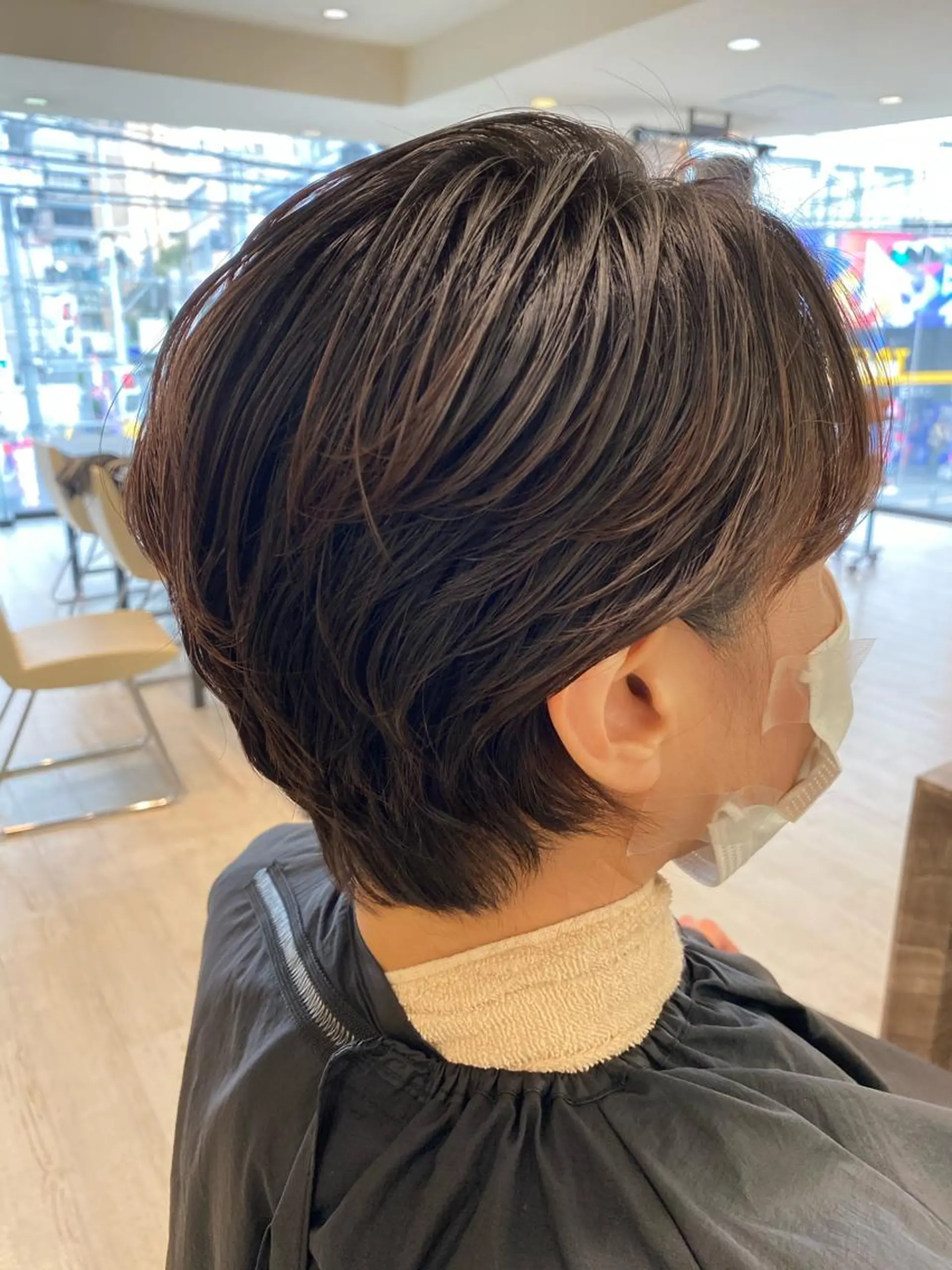 ショート ショートヘア ベージュ/インナー カラー🤍Rieのヘアスタイル