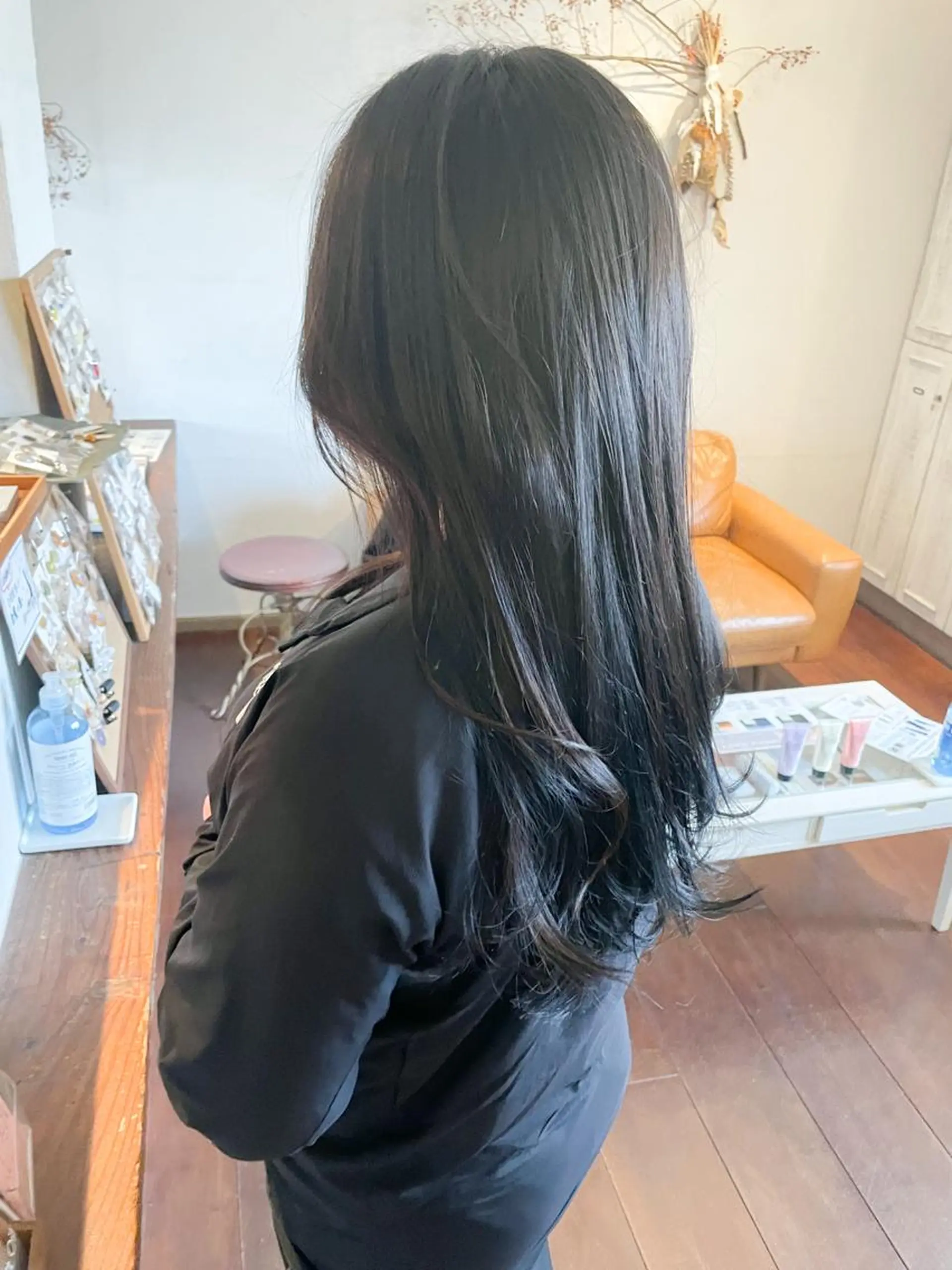 セミロング gram岡崎南 KYOKOのヘアスタイル