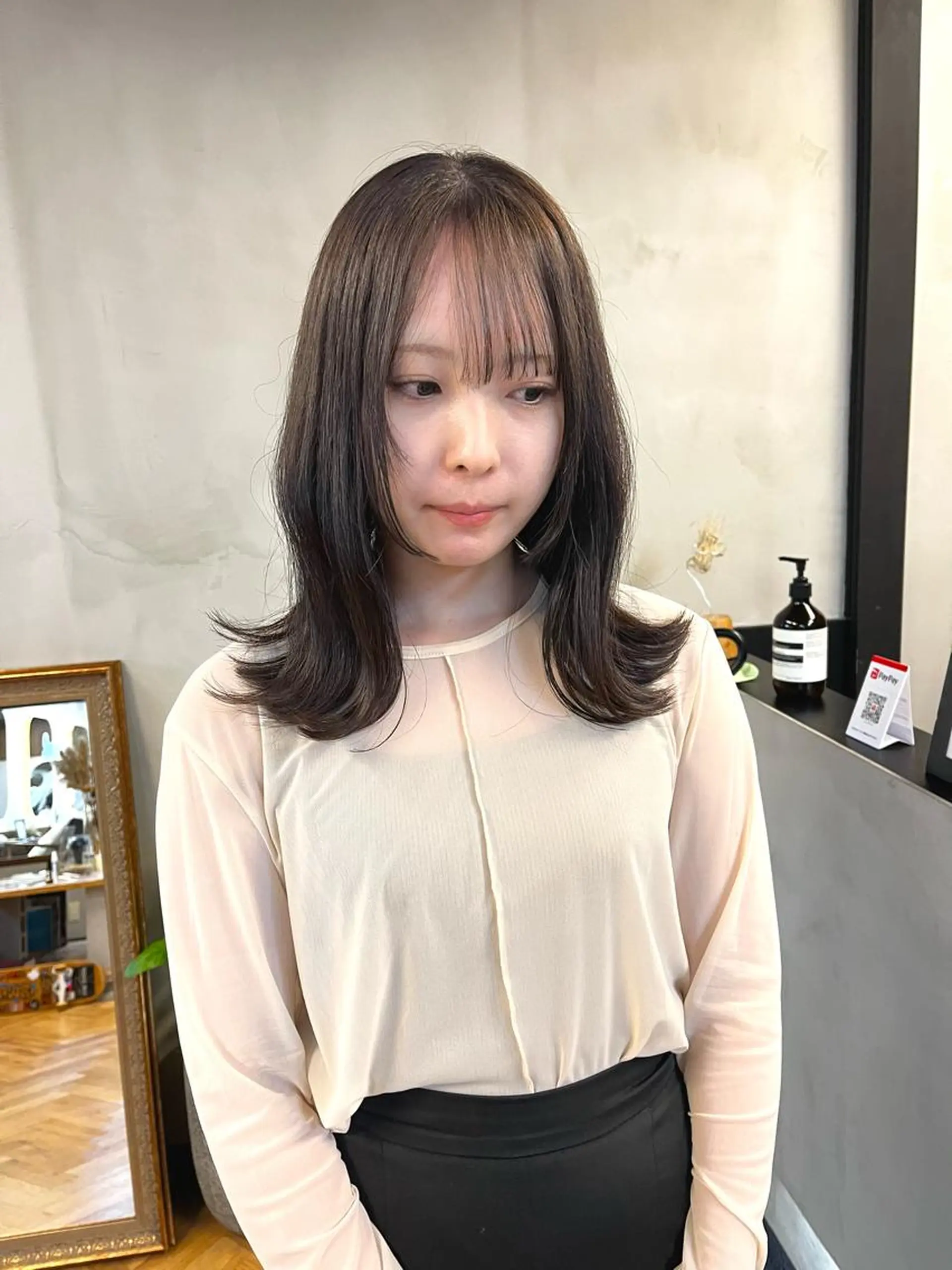 ミディアム カラー ヘアアレンジ カット ヘアカラー esu西梅田所属・ena/ブリーチなし 透明感・レイヤー🎀のヘアスタイル