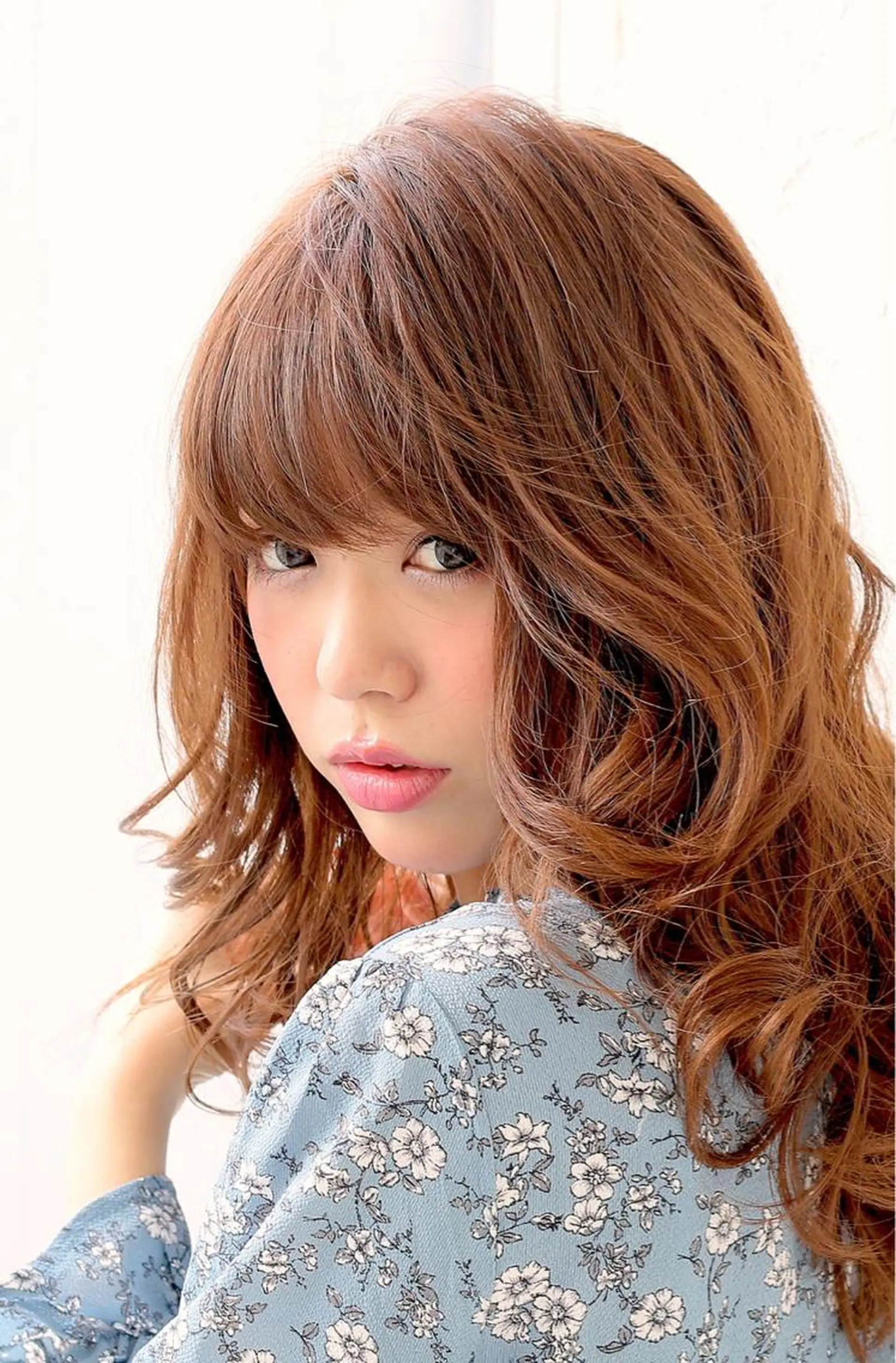 ミディアム カラー sharesalon セキケイタのヘアスタイル