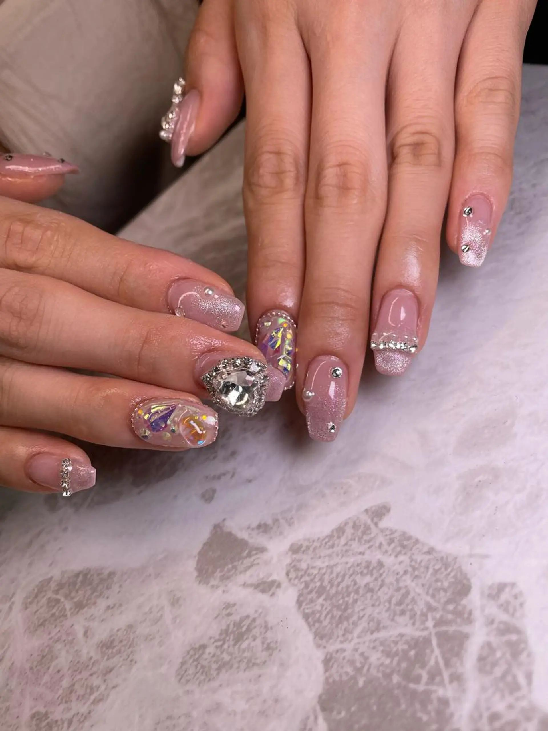 ネイル ハンドネイル YOUTH nails waxing所属・YOUTH natsumiのネイルデザイン