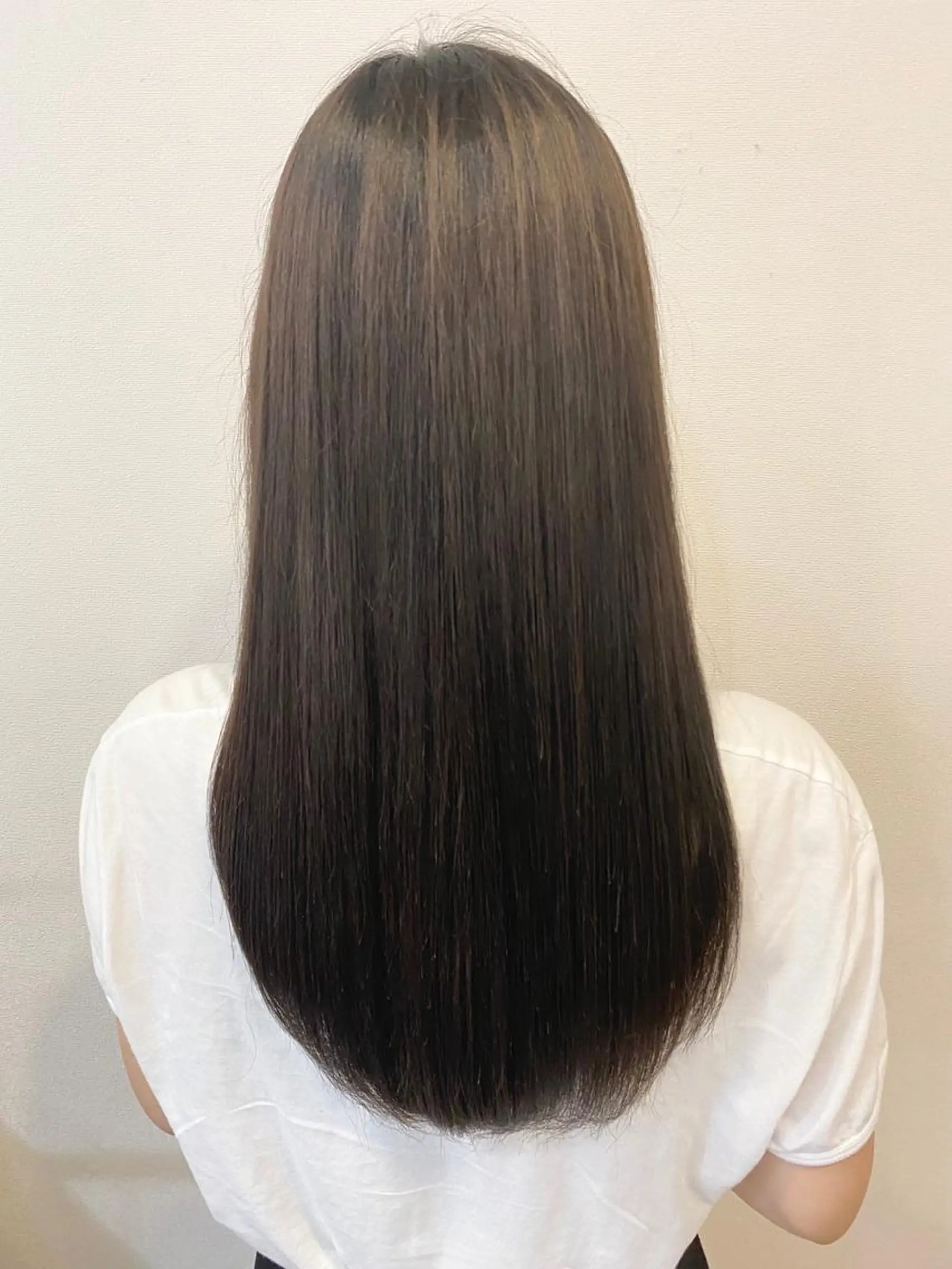 ロング 石平 暖のヘアスタイル