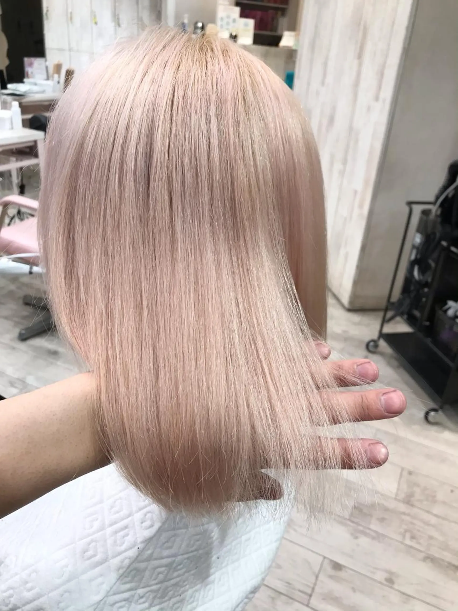 ミディアム カラー 高島大登/顔周り /レイヤーカットのヘアスタイル