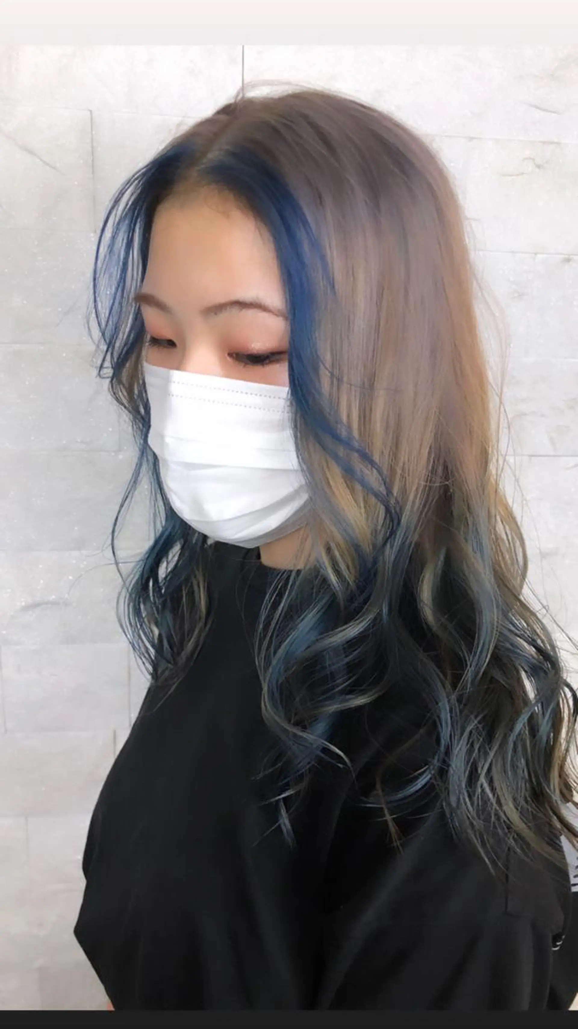 ミディアム ミストバング 圧倒的美髪ストレート ツダケイタロウのヘアスタイル