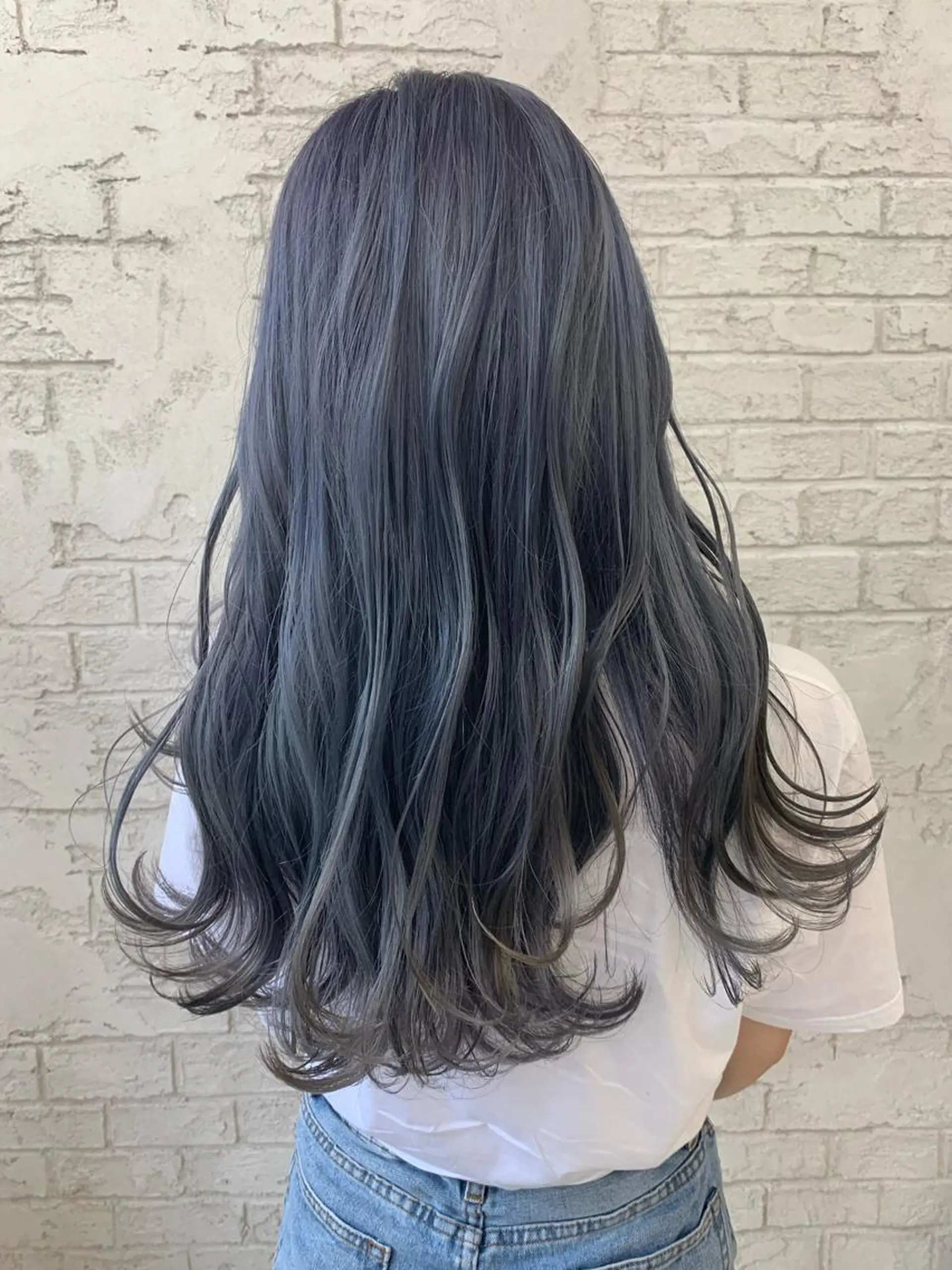 ロング アッシュ ヘアカラー 🇺🇸ハイライト特 化美容師🇺🇸漆沢のヘアスタイル