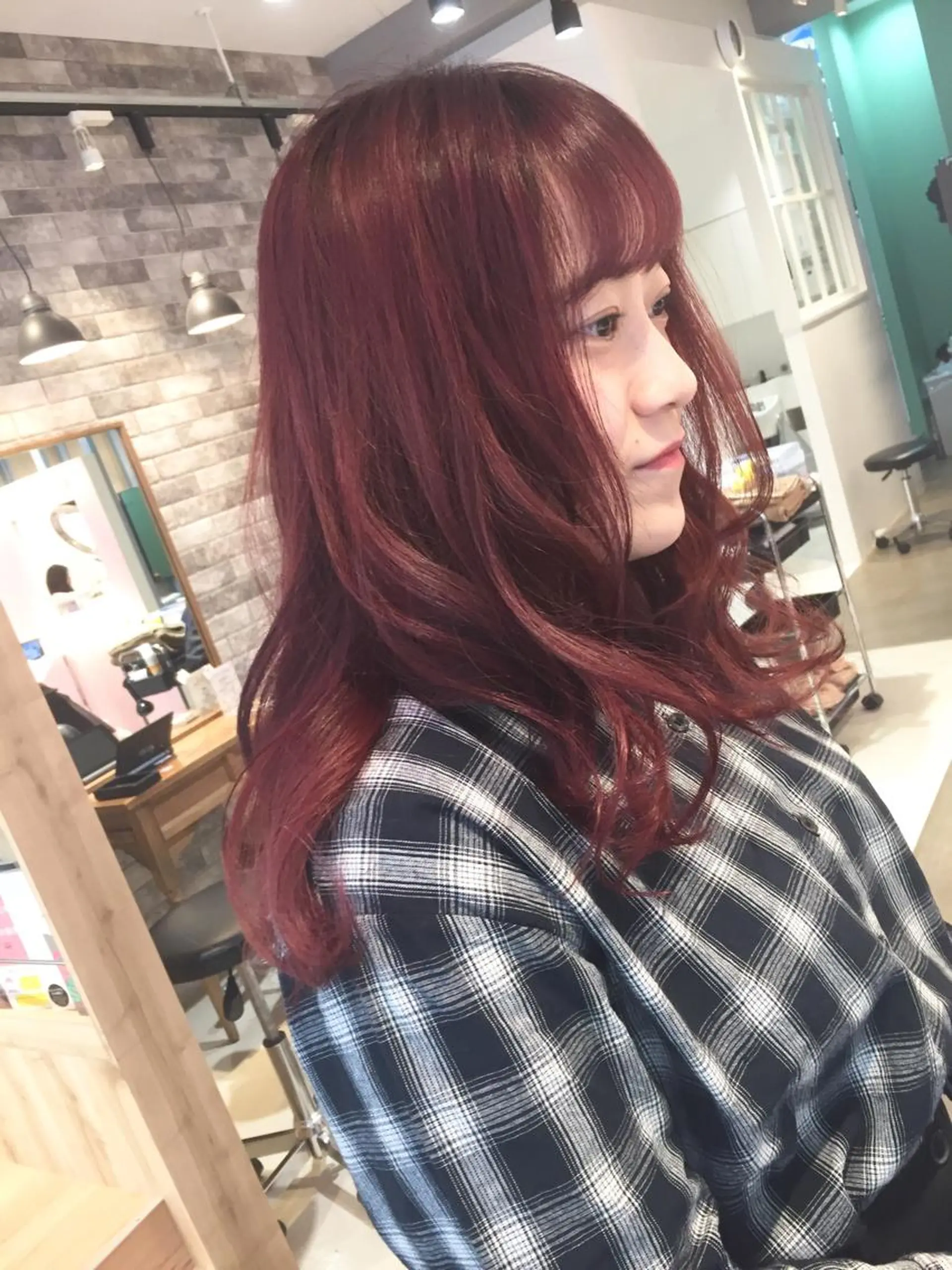 セミロング カット ヘアカラー トリートメント 所渉/韓国レイヤー /ウルフカットのヘアスタイル