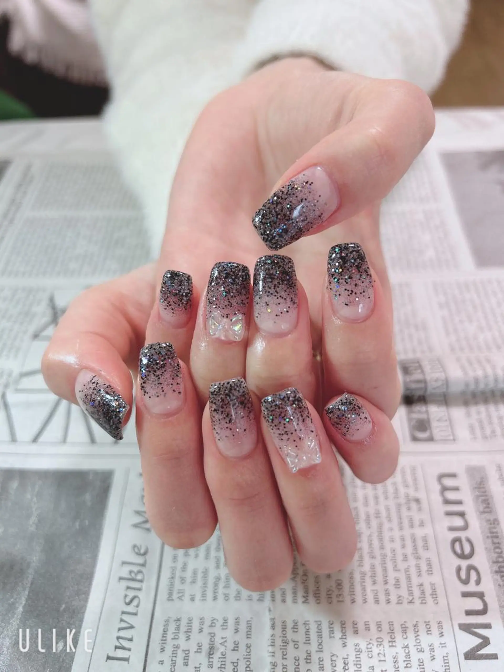 ネイル リボン 森山 舞のネイルデザイン