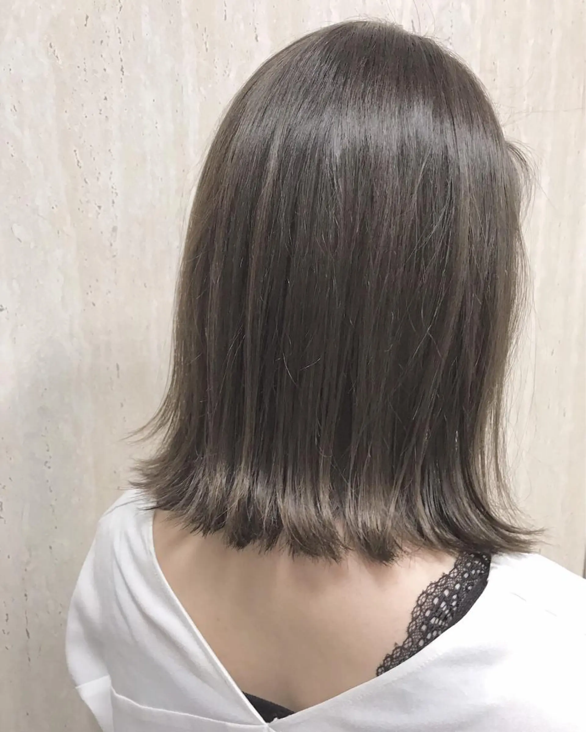 ショート カラー _WHITE＋ 南海難波店のヘアスタイル