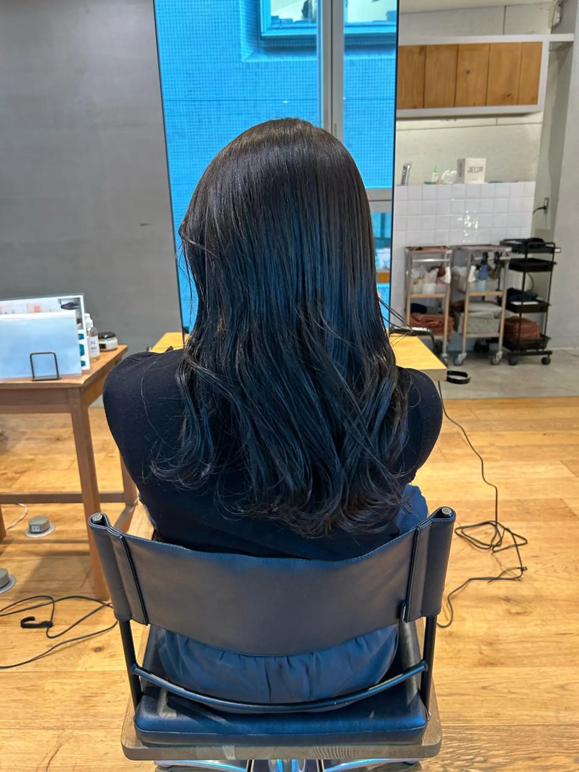 セミロング カラー グレージュ 、 、のヘアスタイル