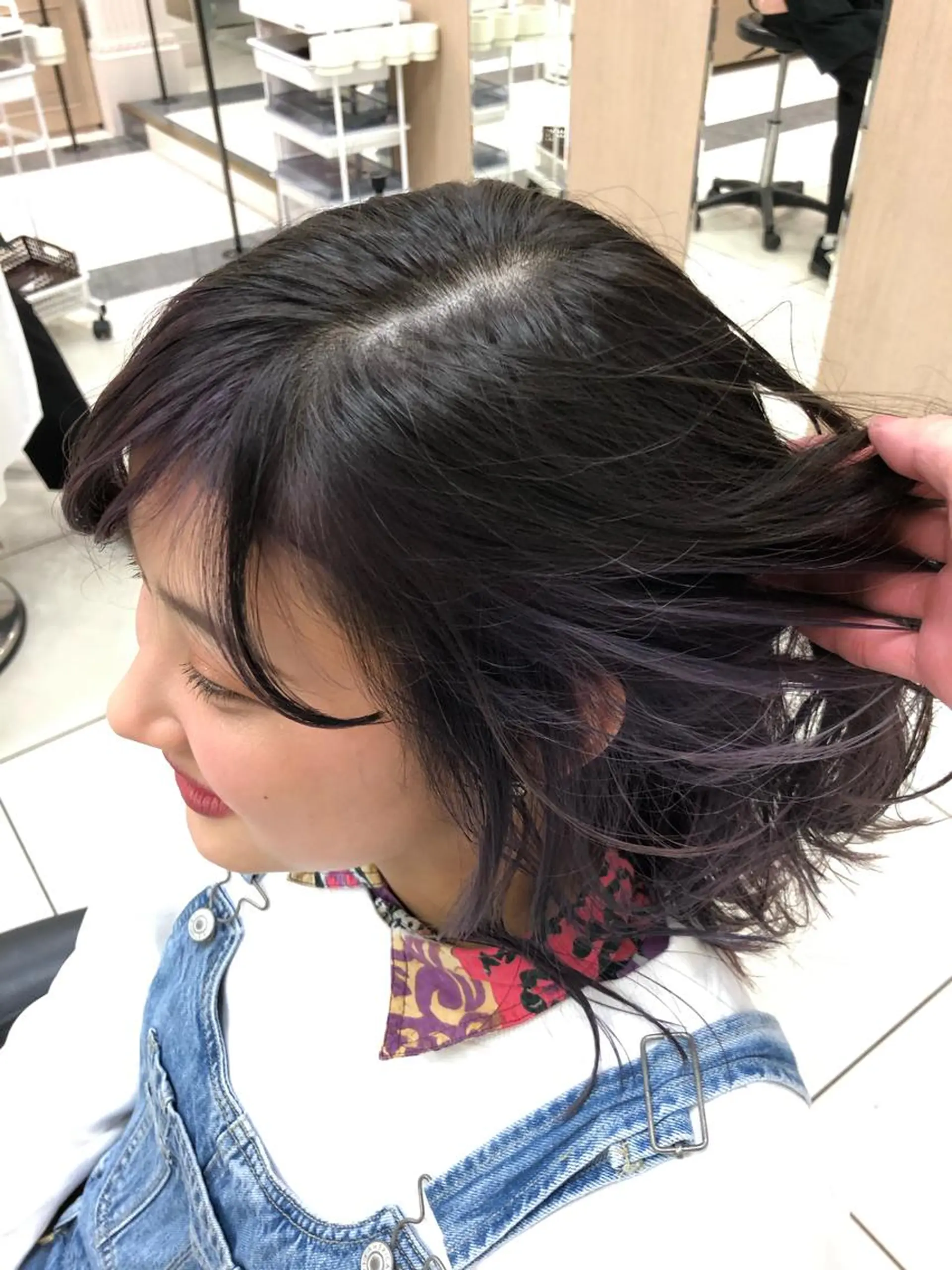 ミディアム カラー 渕向 克海のヘアスタイル