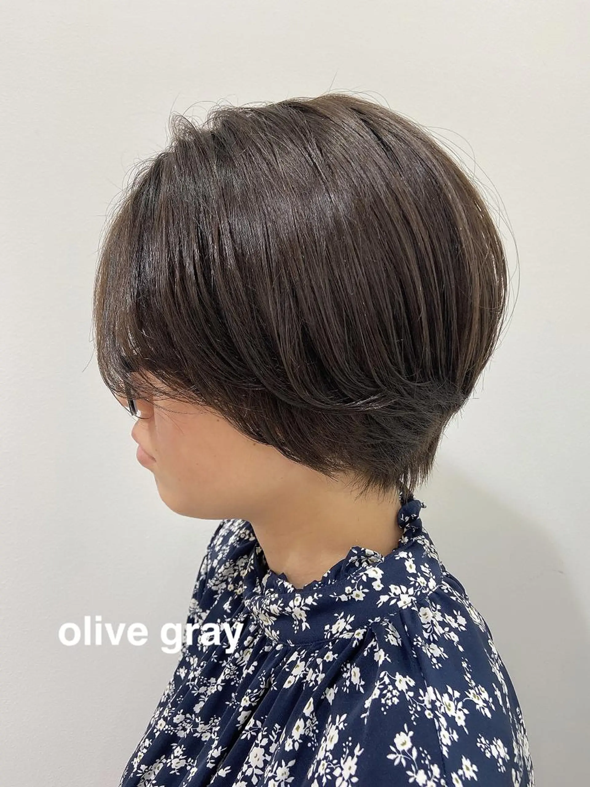 ショート カラー merc.🌿💚 八幡真衣のヘアスタイル