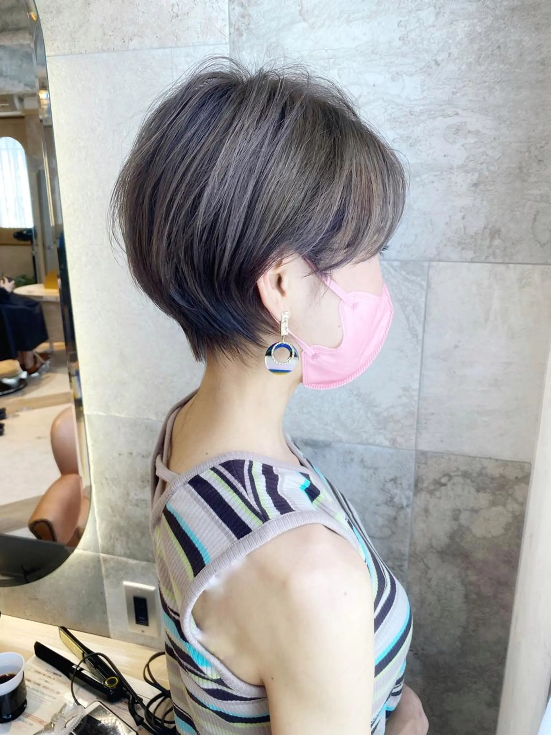 ショート カラー グレージュ シアーグレージュ くびれヘア ショートヘア 小顔カット カット ヘアカラー トリートメント ツヤ髪になりたい方へ 🩷柴田知亜希のヘアスタイル