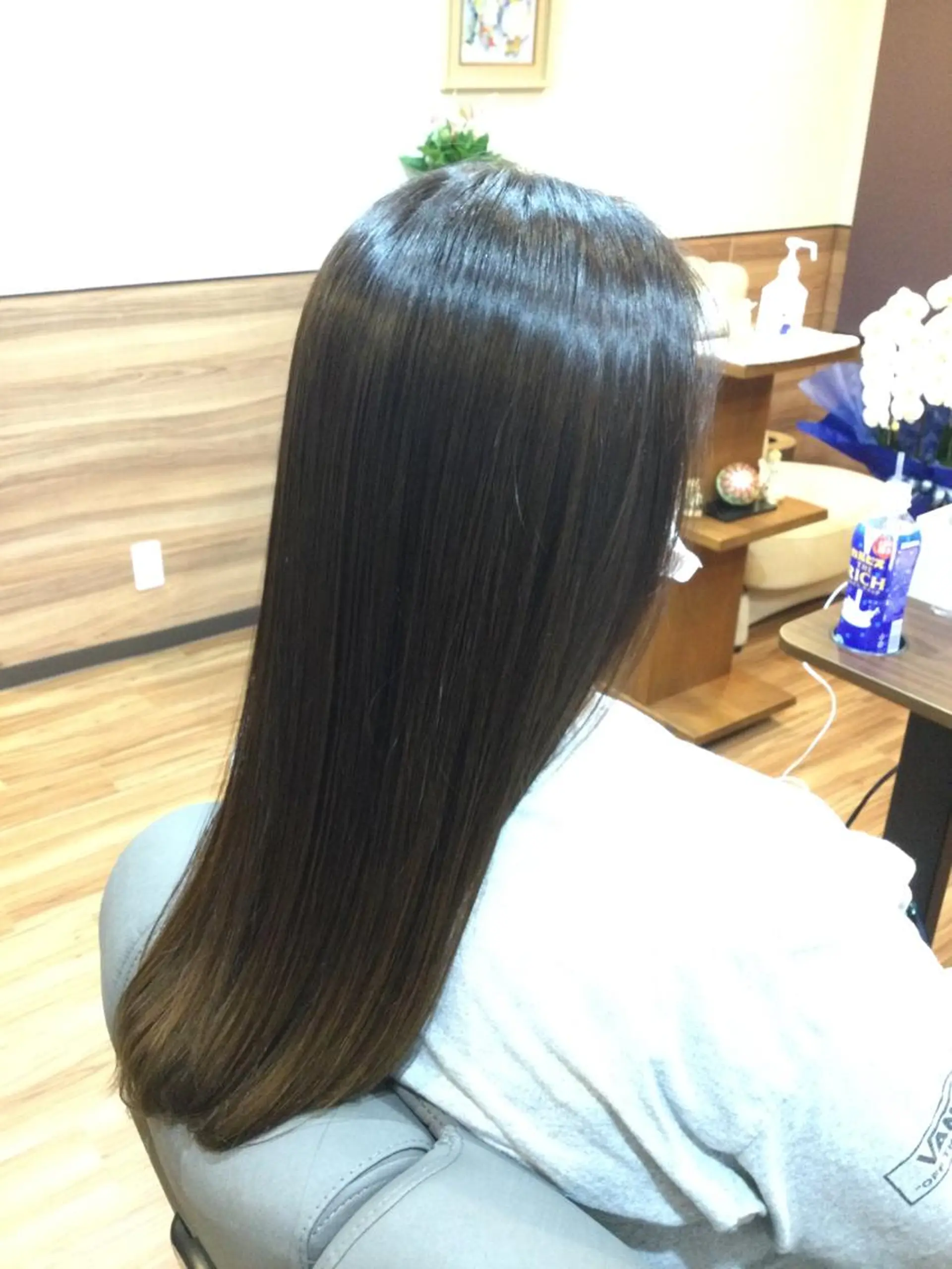 ロング カラー グレージュ Annon プライベートサロンのヘアスタイル