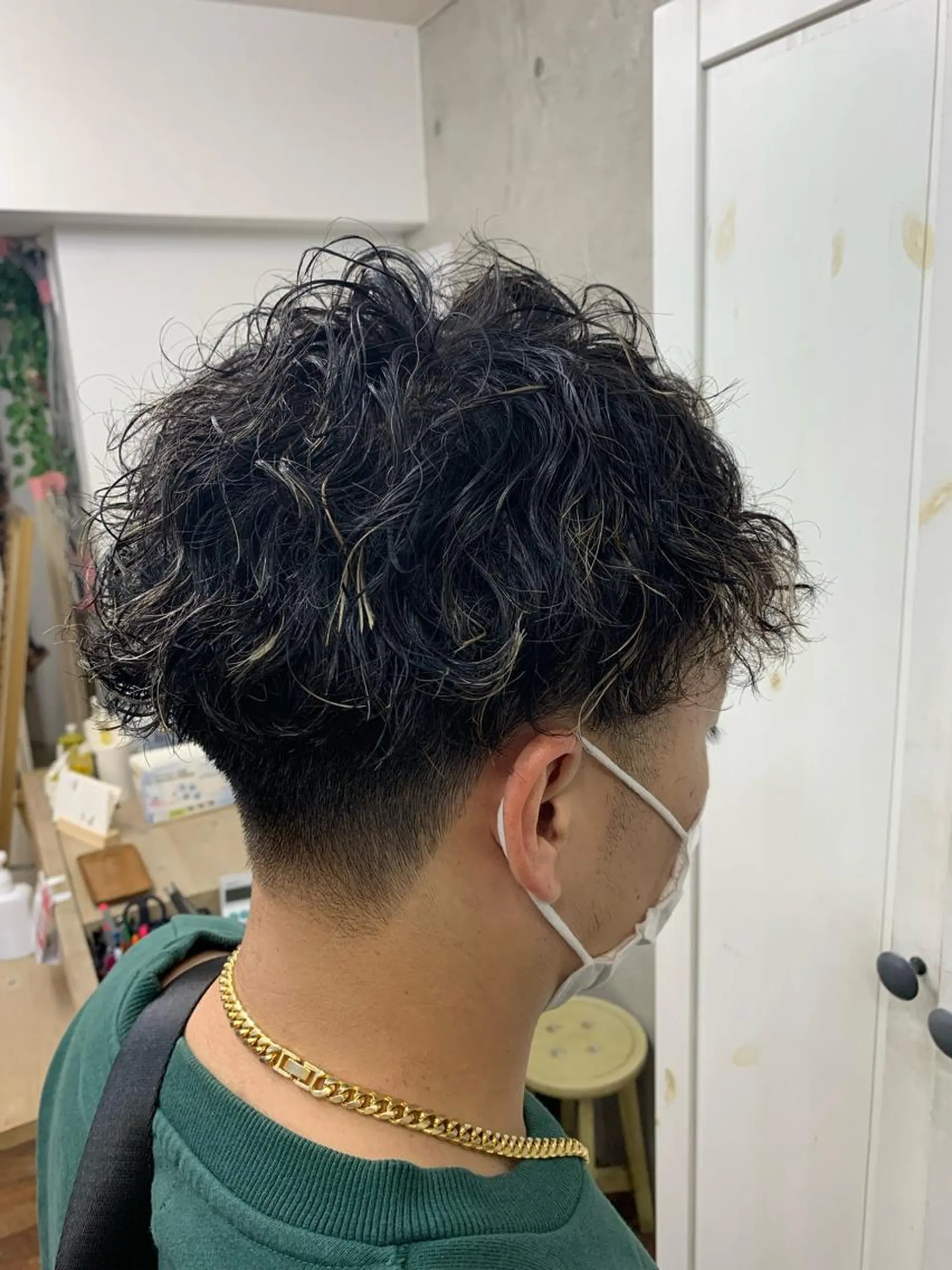 ショート カラー パーマ メンズ クセを最大限に活かす メンズパーマ奈良大祐のヘアスタイル